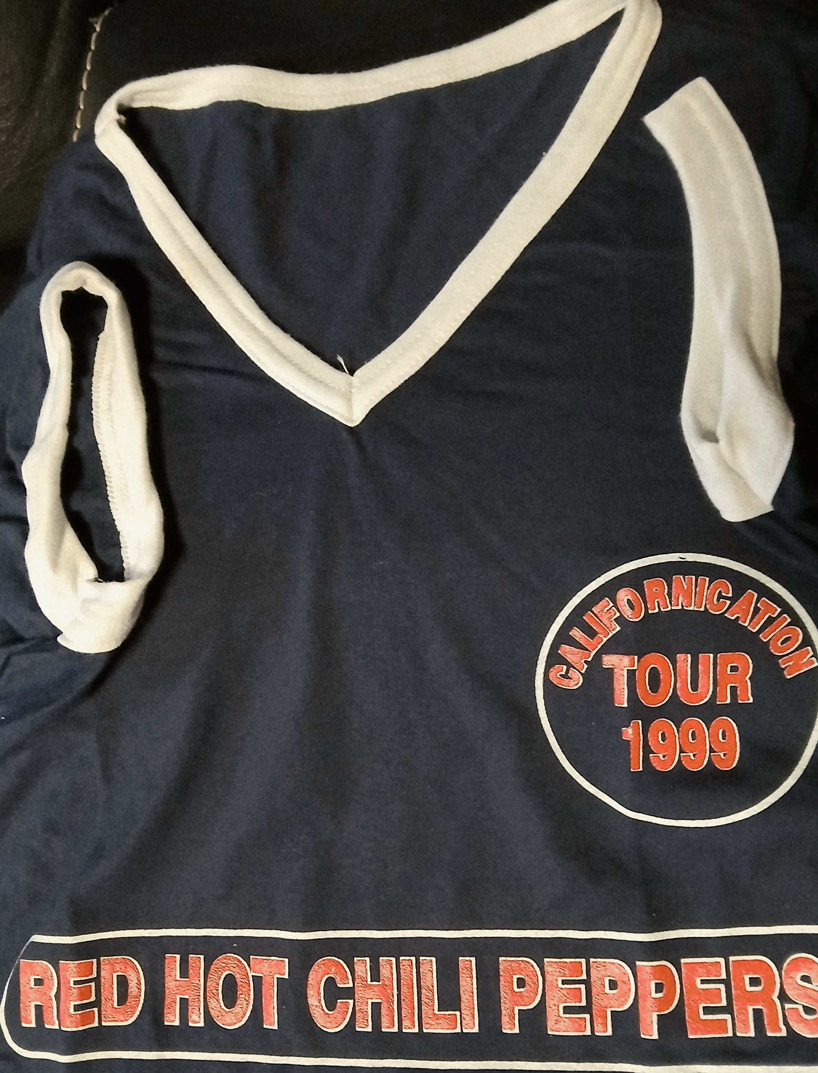 Band Tees RHCP CALIFORNICATION TOUR-99 NOS Rare Size US XL / EU 56 / 4 - 5 Thumbnail