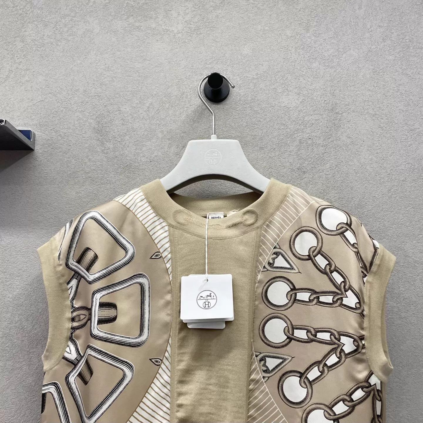 Hermes HERMES Beige Short Chain Geo Print Knitted Satin Women's 34 Size XS / US 0-2 / IT 36-38 - 4 Thumbnail