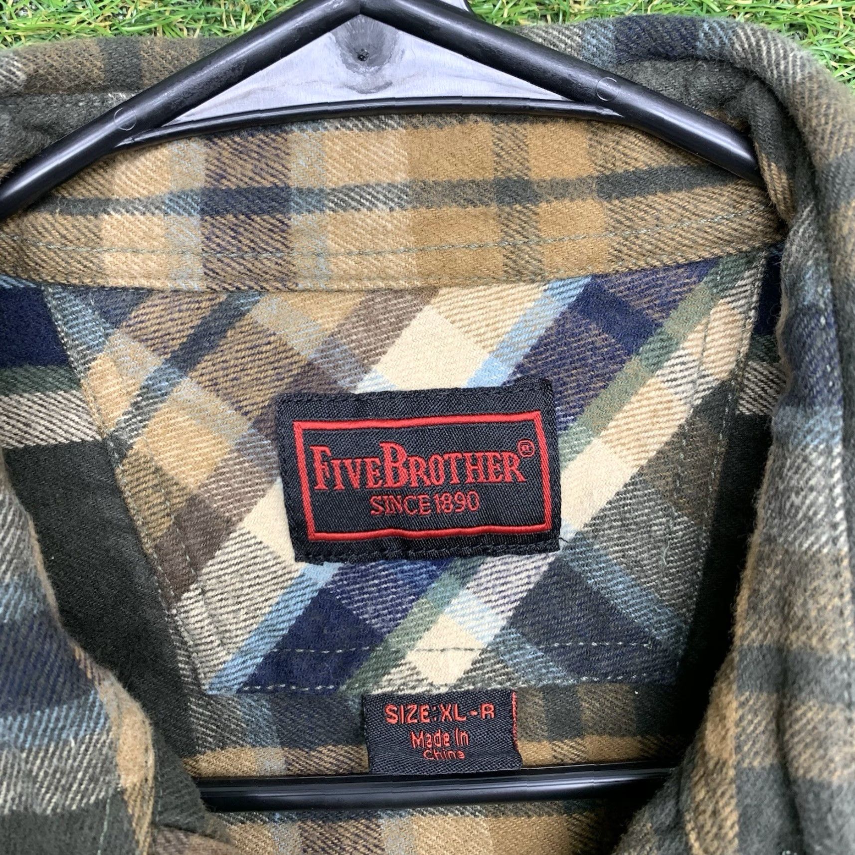 Vintage VINTAGE Five Brothers Flannel Shirt Mens XL Heavy Button-Up Workwear Green Plaid 90s 00s 2000s Casual/Work Mens XL Green Button-Up Shark? Size US XL / EU 56 / 4 - 5 Thumbnail