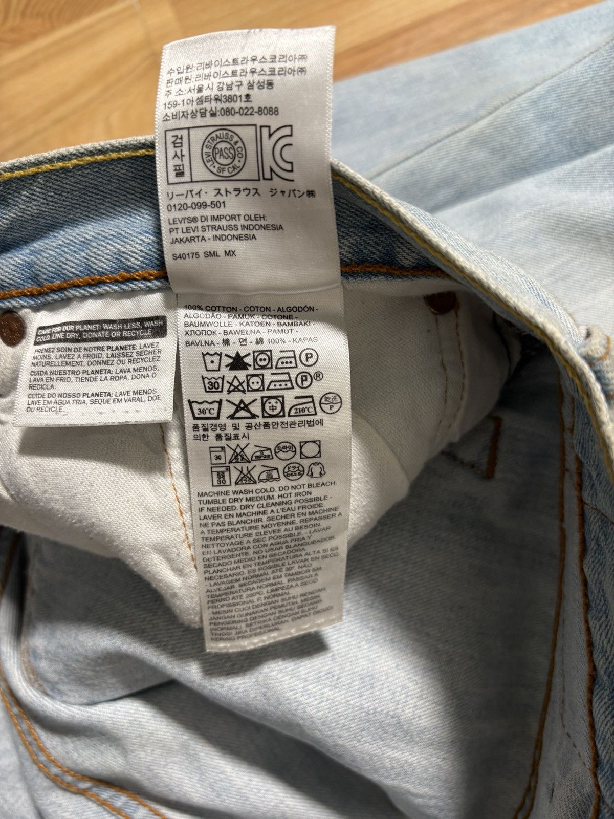 Levi's Vintage Clothing Vintage Levi's 501 Original Button Fly Light WashJeans 38x30 Size US 38 / EU 54 - 10 Thumbnail