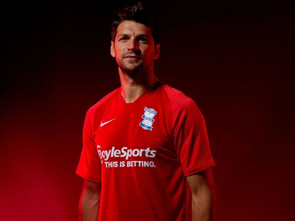 Nike BIRMINGHAM CITY 2020 2021 AWAY FOOTBALL SOCCER JERSEY Size US M / EU 48-50 / 2 - 11 Thumbnail