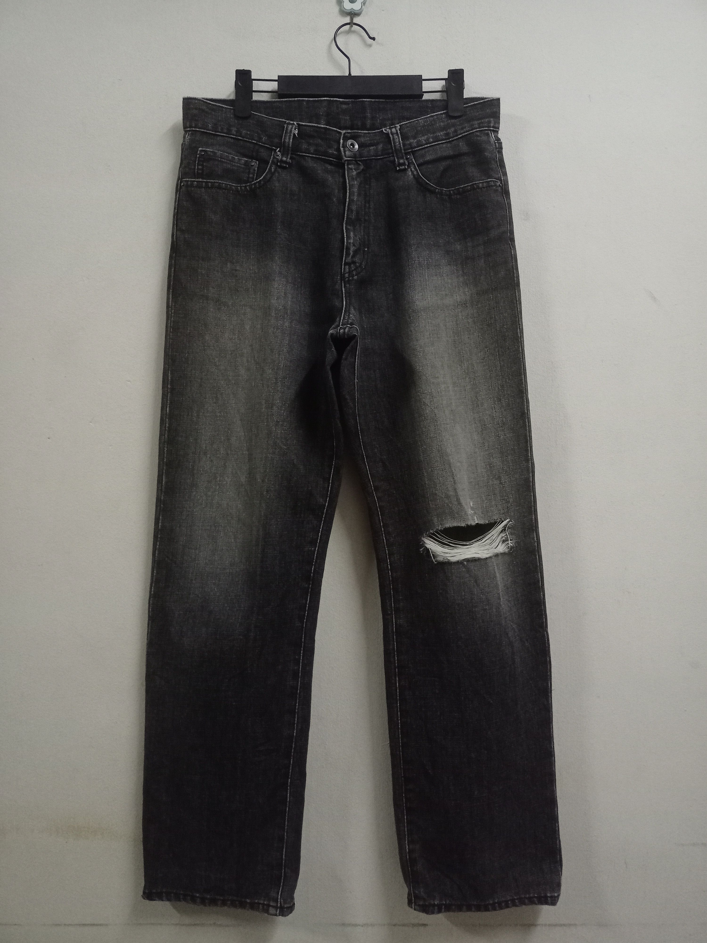 Japanese Brand × Uniqlo Vintage 90s Japanese Uniqlo Distressed Baggy Jeans Size US 32 / EU 48 - 1 Thumbnail