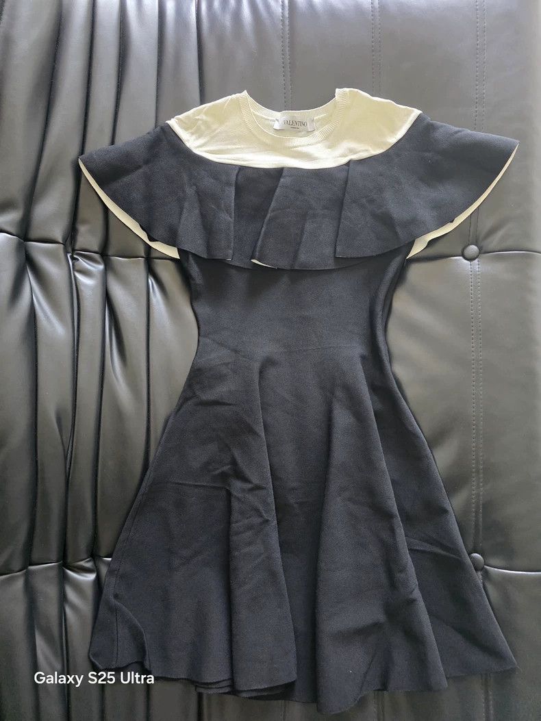 Versace Versace Black patchwork white dress Size S / US 4 / IT 40 - 1 Thumbnail