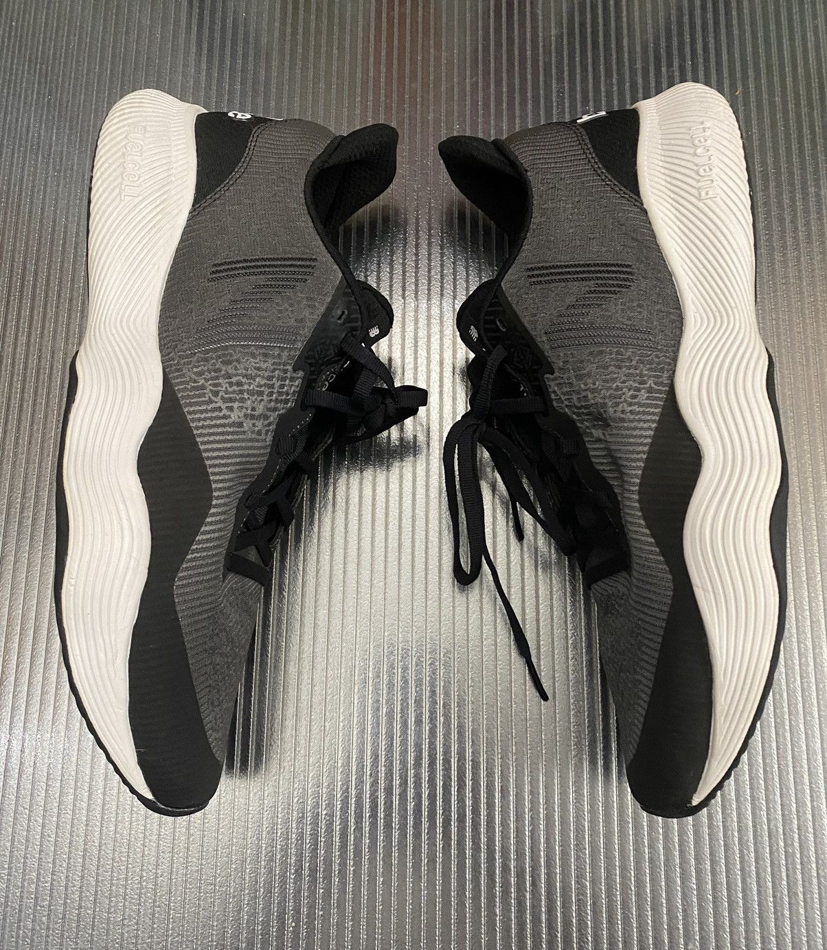 New Balance New Balance Men's FuelCell Shift Tr Cross Trainer 11.5 Size US 11.5 / EU 44-45 - 4 Thumbnail