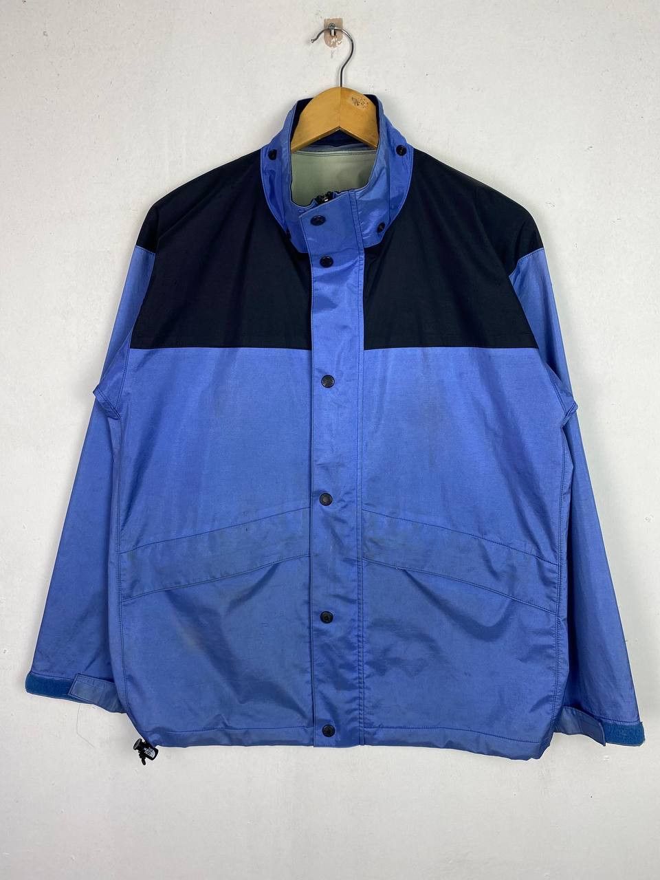 The North Face the north face goretex waterproof jacket missing hoody Size US M / EU 48-50 / 2 - 1 Thumbnail