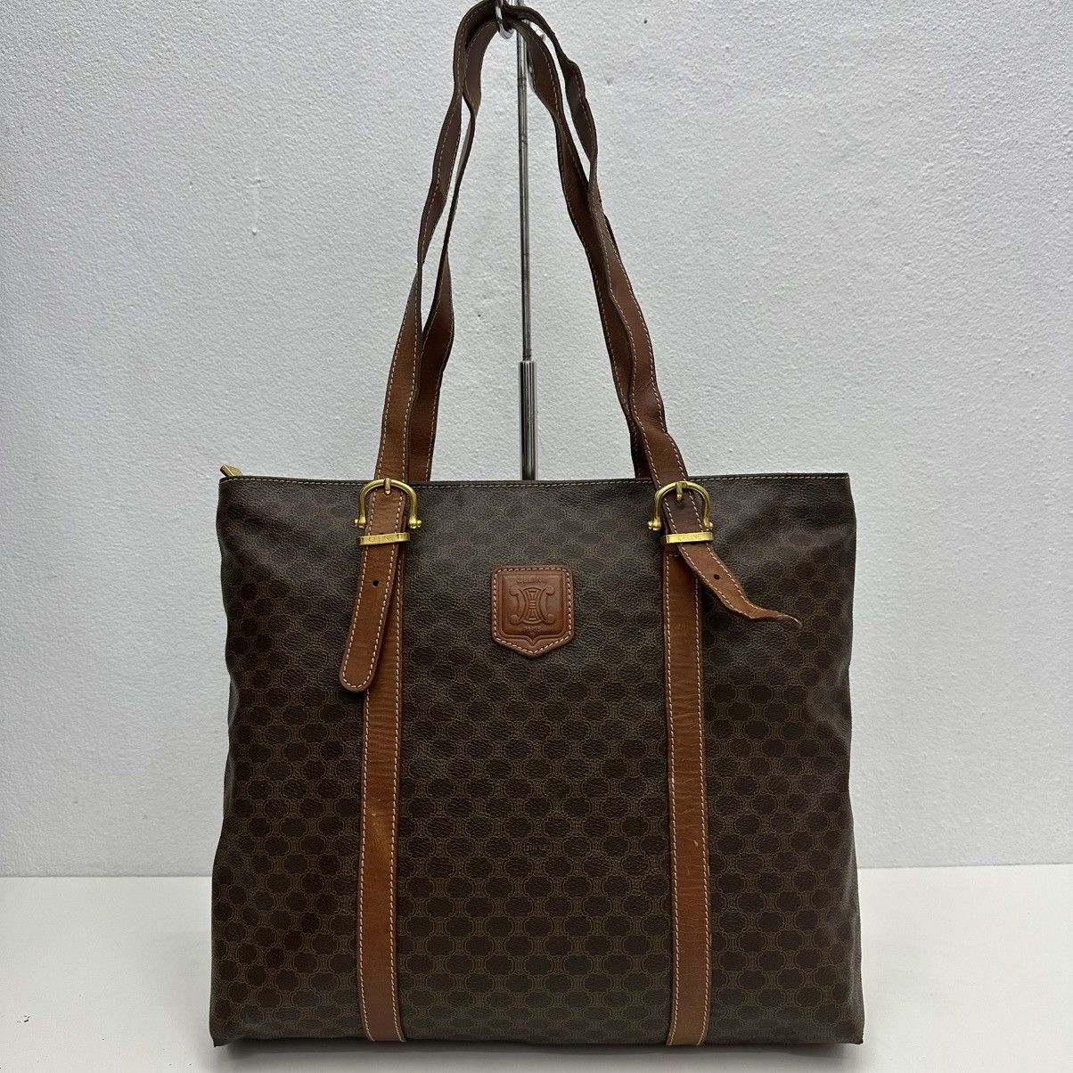 Celine ‼️YES‼️ AUTHENTIC CELINE MACADAM LARGE TOTE BAG Size ONE SIZE - 2 Thumbnail