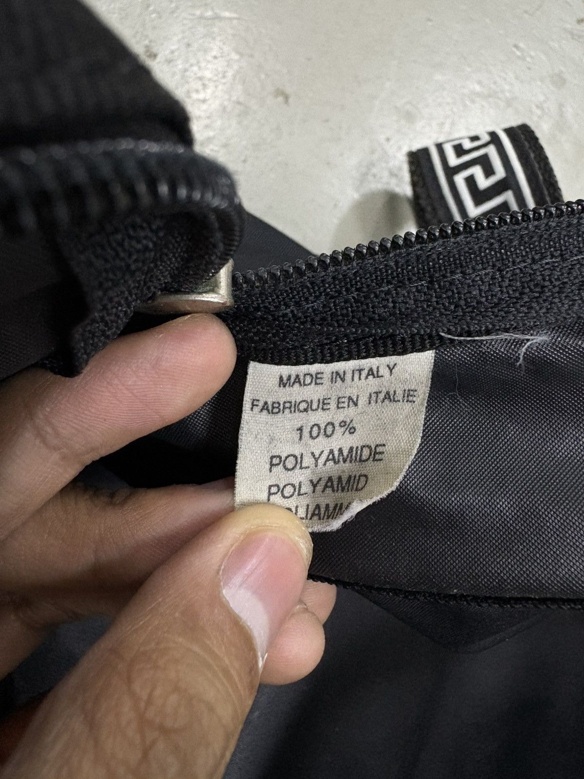 Versace Vintage Versace Classic V2 Duffel Bag travel handbag Size ONE SIZE - 3 Thumbnail