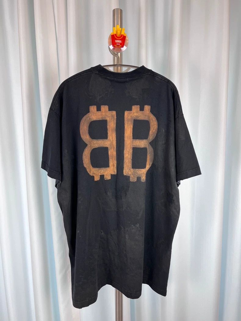 Balenciaga Balenciaga Double B Bitcoin Washed Mud Dye Made Old Short Size US L / EU 52-54 / 3 - 3 Thumbnail