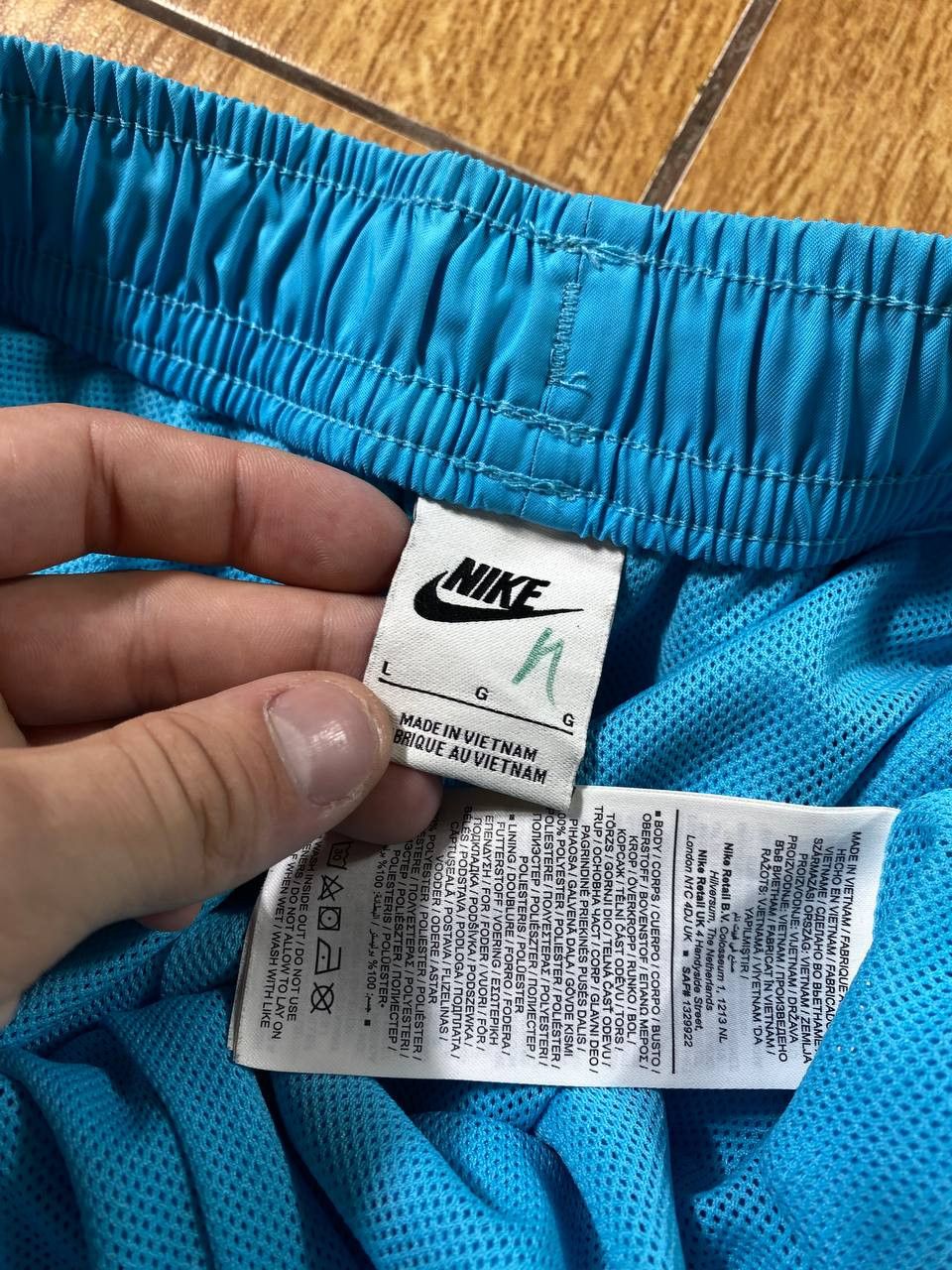 Nike × Vintage Vintage Nike Mens Shorts Size US 34 / EU 50 - 15 Thumbnail