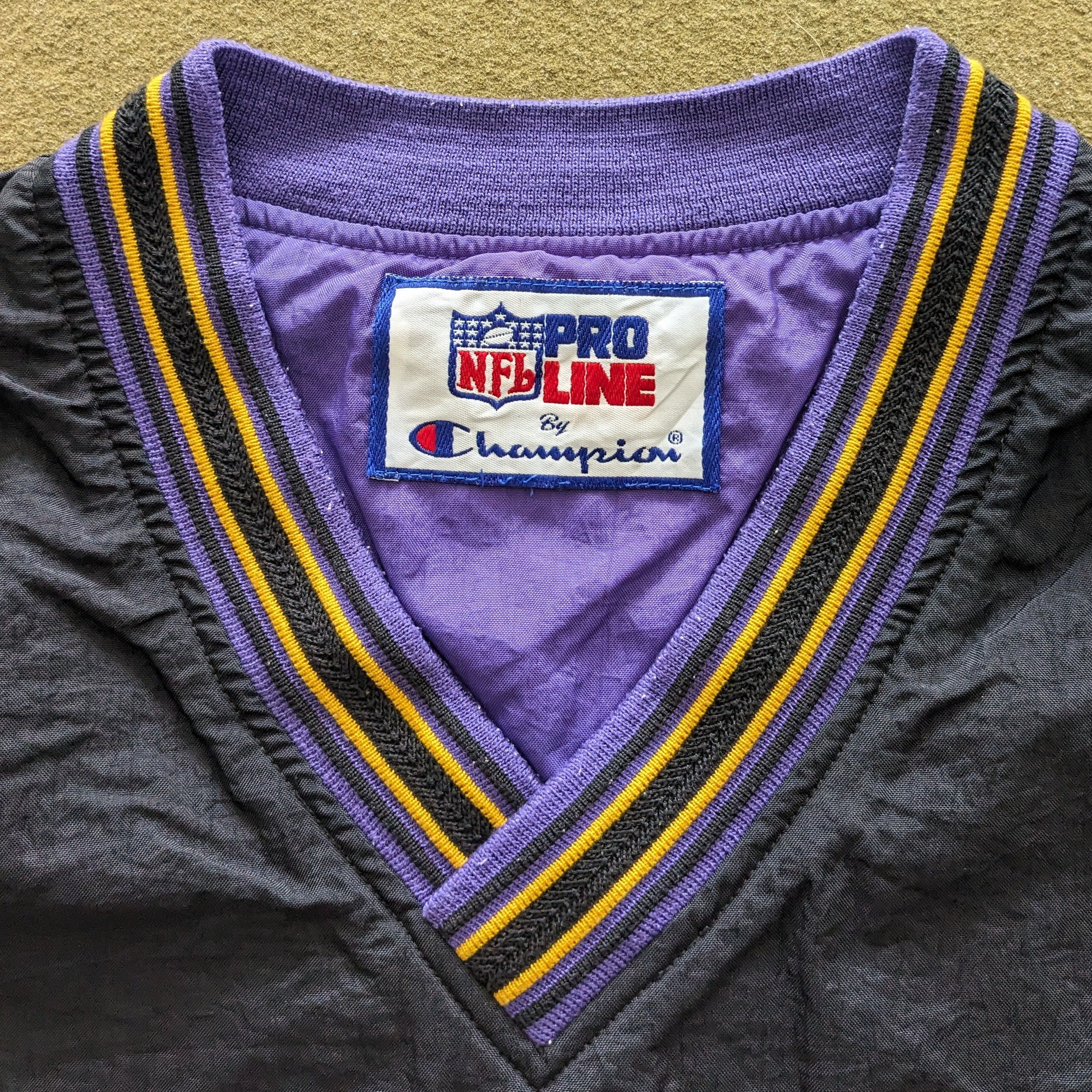 NFL Vintage MINNESOTA VIKINGS NFL Football Team Jacket Size US XL / EU 56 / 4 - 6 Thumbnail