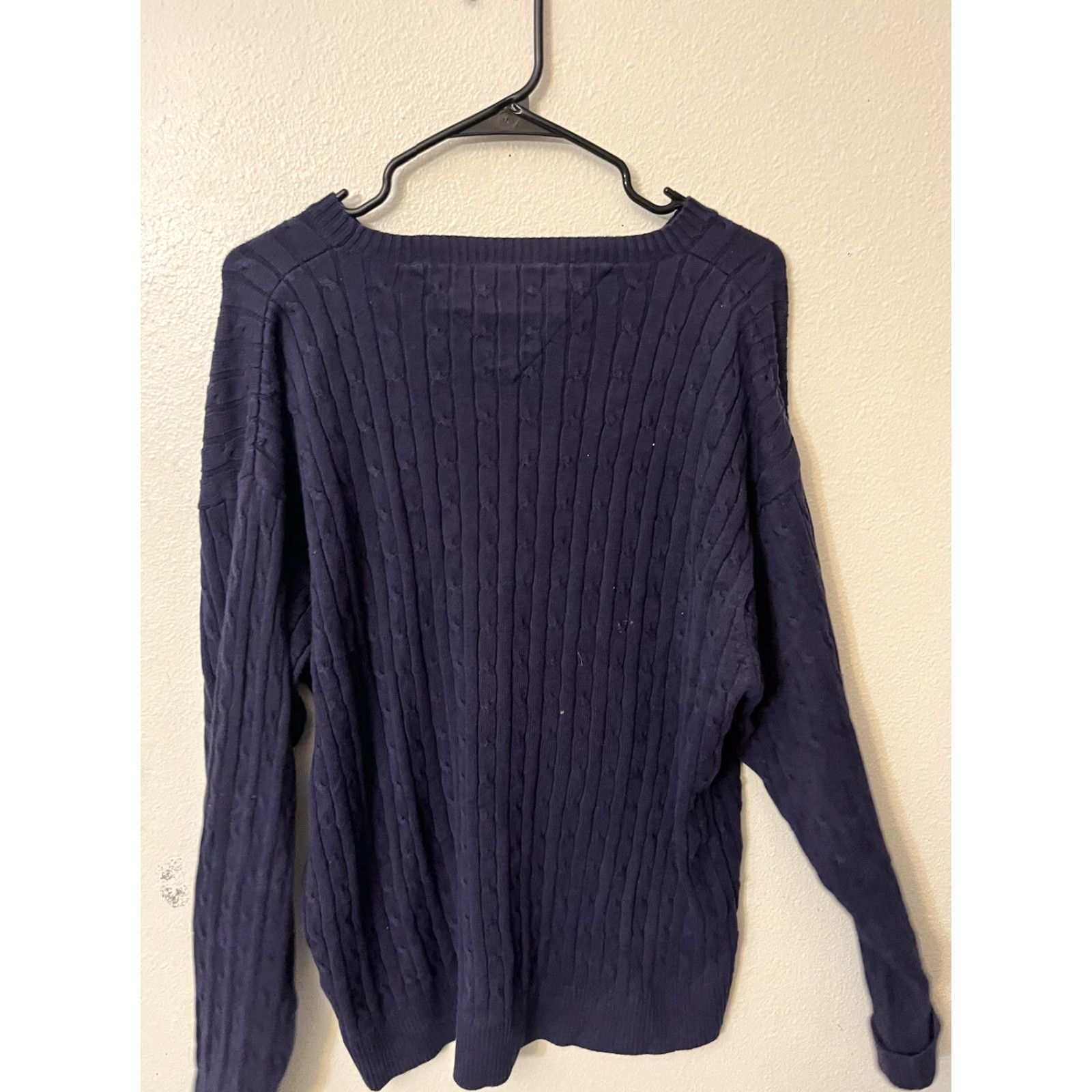 Tommy Hilfiger VINTAGE Tommy Hilfiger Thick Heavy Navy XL Cable Knit Sweater Large 90s Vintage Cotton Size US XL / EU 56 / 4 - 2 Thumbnail