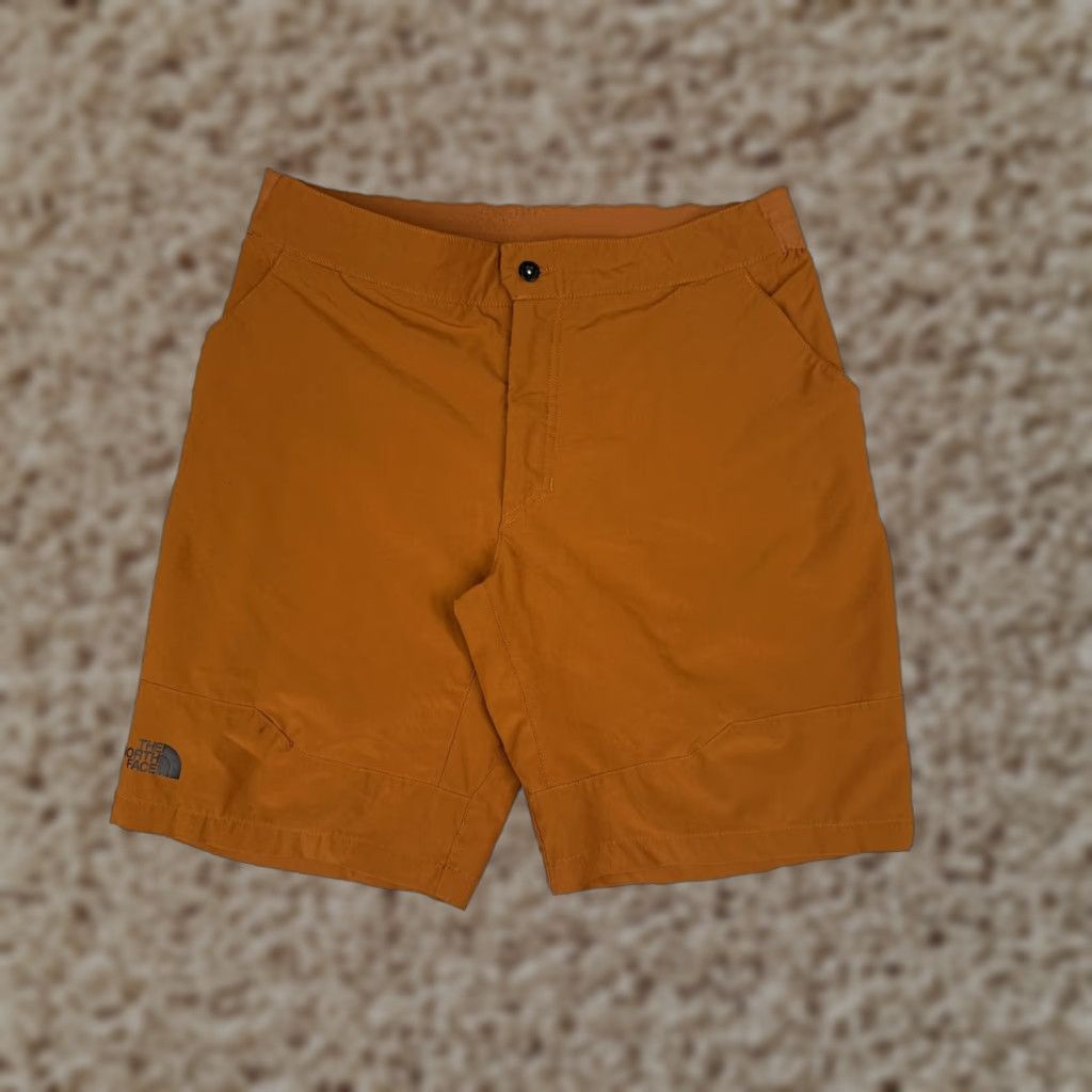 The North Face The North Face Shorts Mens 32 Orange Nylon Spandex Chino 7 Inseam Quick Dry Casual Size US 32 / EU 48 - 1 Thumbnail