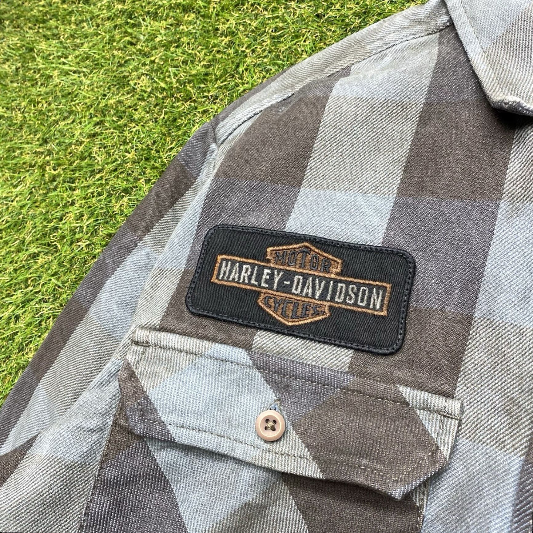 Harley Davidson VINTAGE Harley-Davidson Shirt Mens Medium Plaid Flannel Shacket Button Up Workwear y2k Size US M / EU 48-50 / 2 - 7 Thumbnail