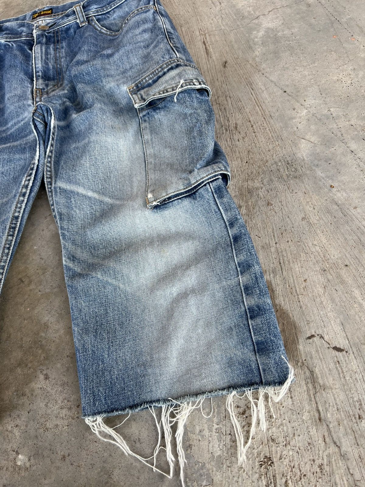 Spellbound Vintage Spellbound Distress Short Jean Size US 30 / EU 46 - 8 Thumbnail