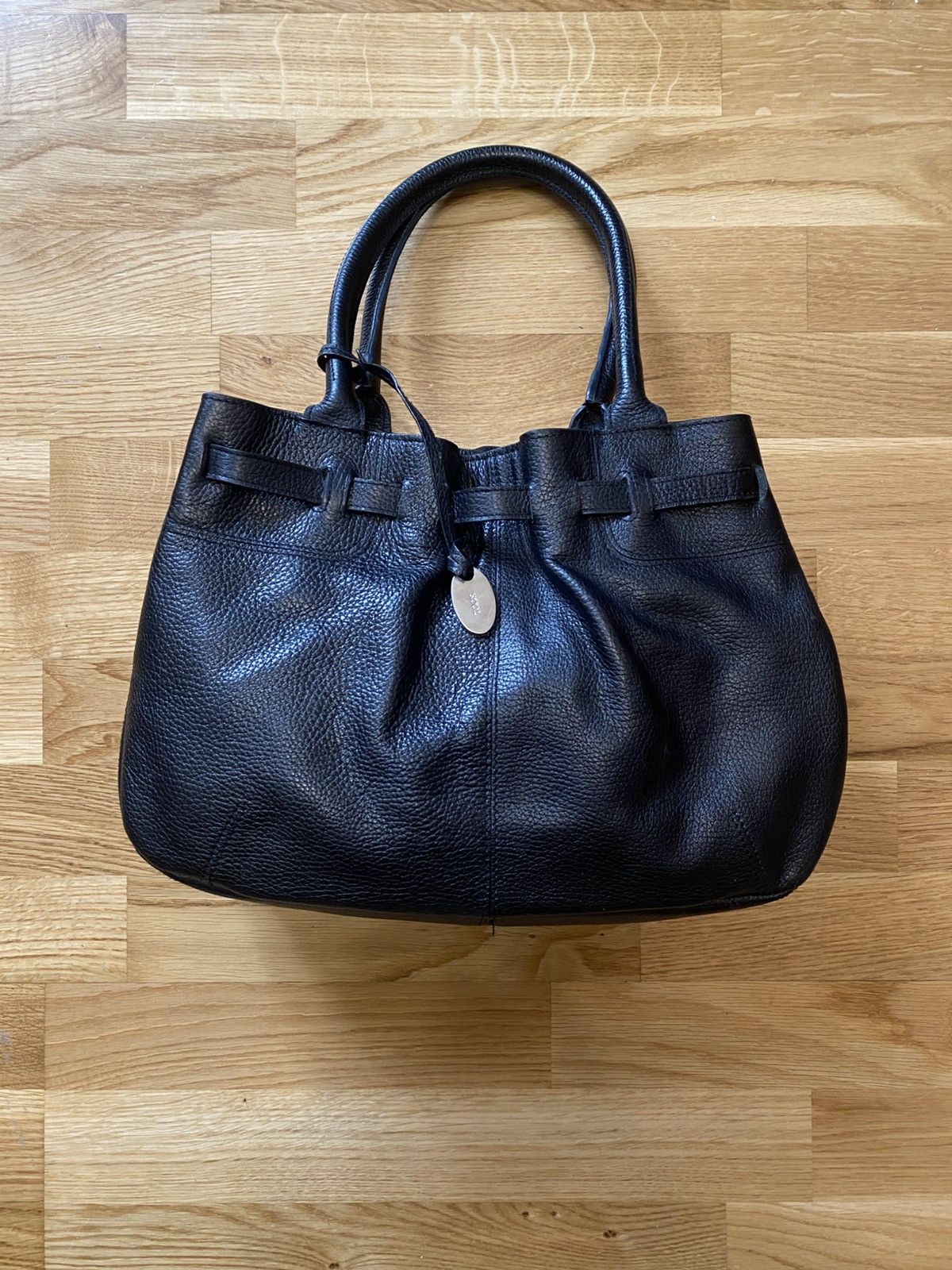 Tod's Tods Leather Pocket Handbag Black Womens Size ONE SIZE - 1 Thumbnail