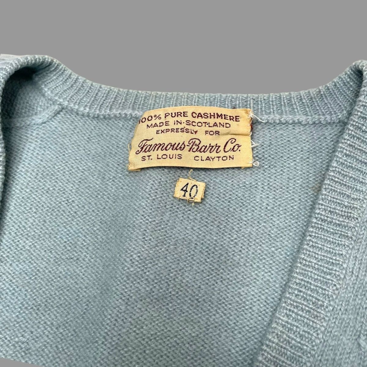 Vintage Vintage 1960s knit cashmere sweater Size US M / EU 48-50 / 2 - 5 Thumbnail