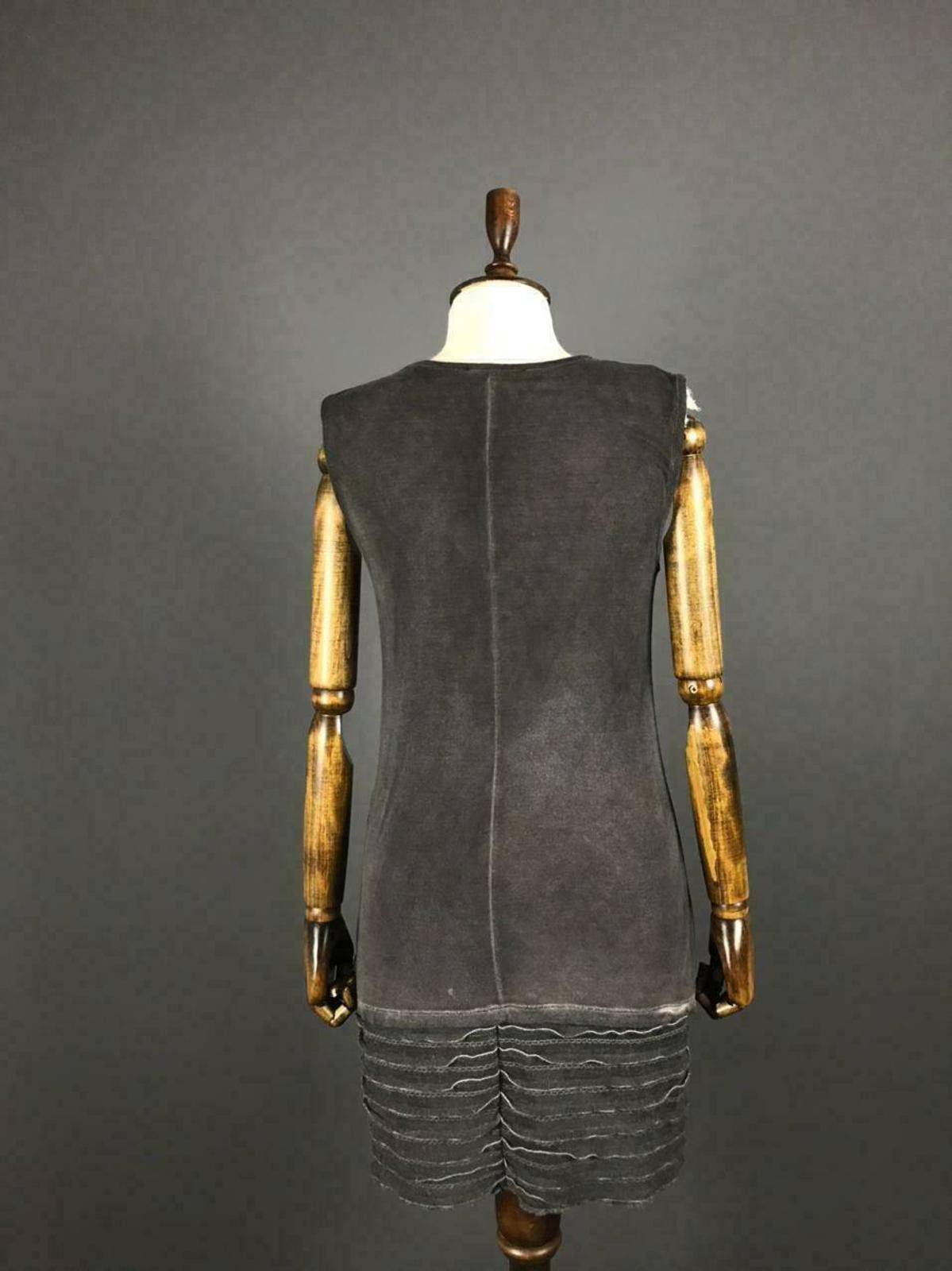 Designer Elisa Cavalleti Designer Grey Knee Dress Size M / 2 Size M / US 6-8 / IT 42-44 - 6 Thumbnail