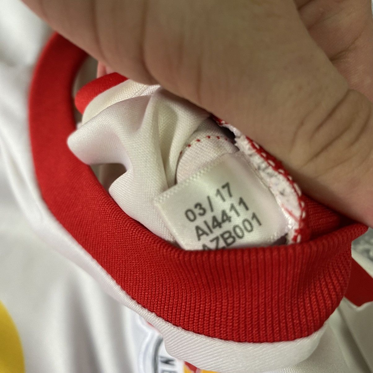 Vintage Men’s Adidas FC Red Bull Leipzig Williams soccer jersey Size US L / EU 52-54 / 3 - 11 Thumbnail