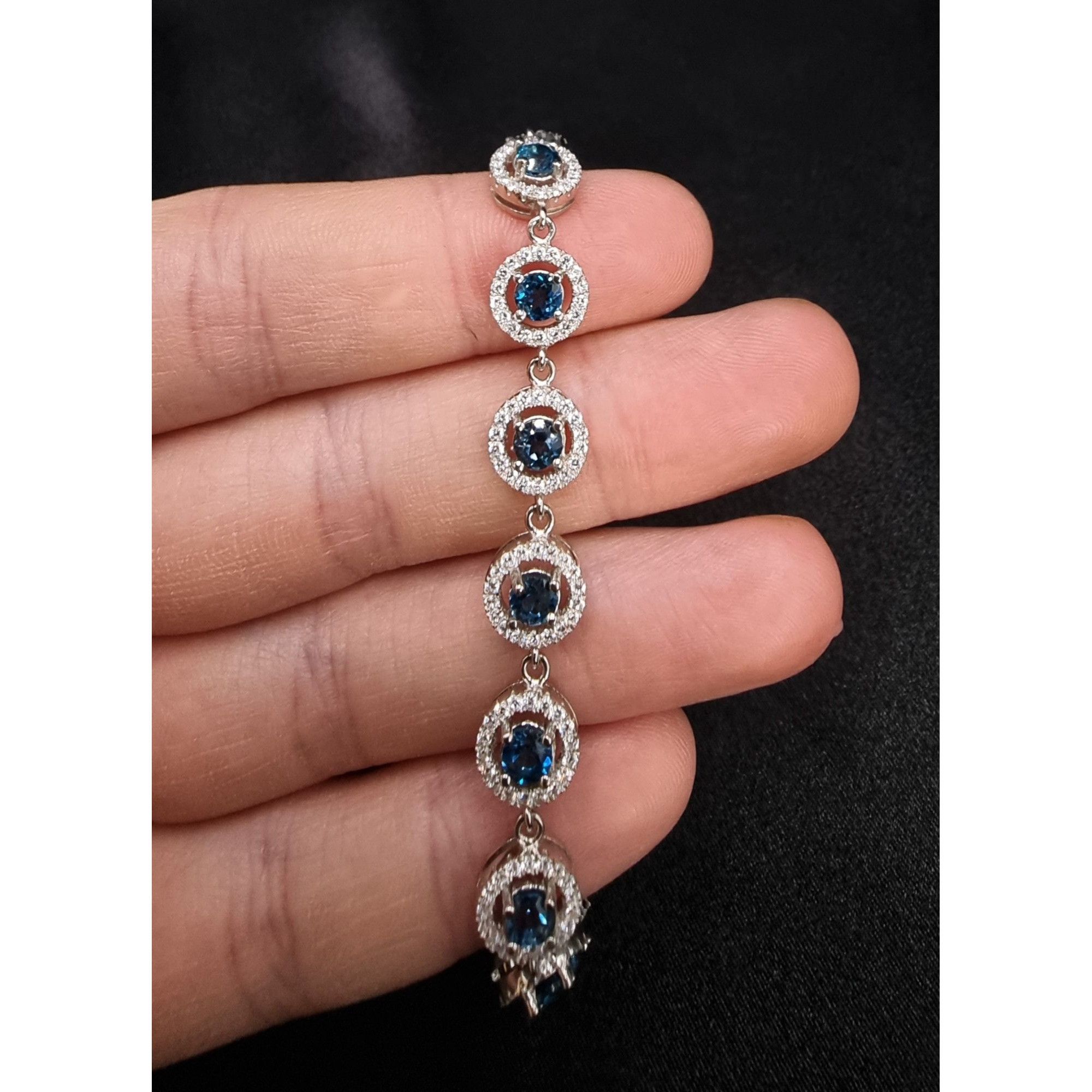 Vintage Rare Find 925 Sterling Silver Bracelet With Blue Stones Size ONE SIZE - 2 Thumbnail