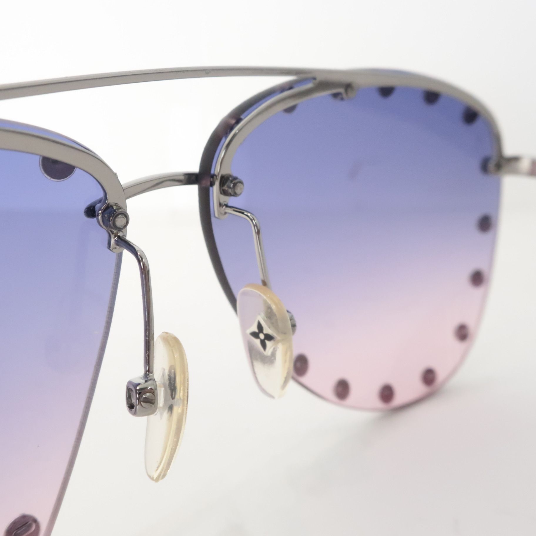 Louis Vuitton Louis Vuitton Pink Violet Party Sunglasses Size ONE SIZE - 12 Thumbnail