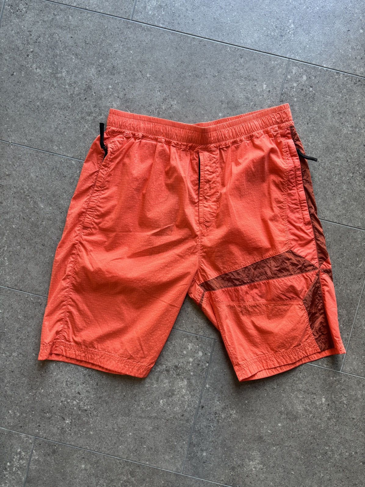 Stone Island STONE ISLAND SHORTS SIZE M Size US 36 / EU 52 - 1 Thumbnail