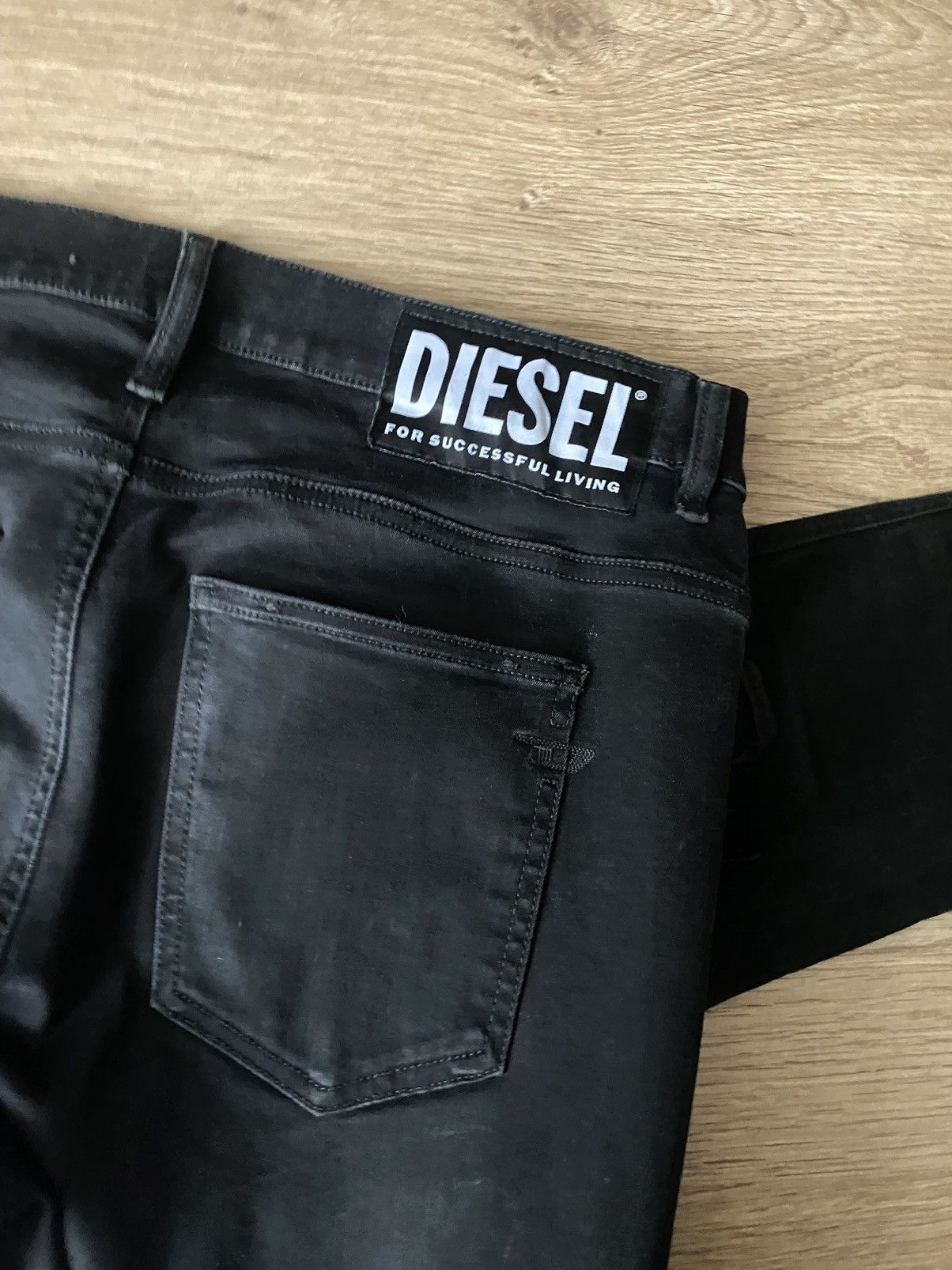Diesel × Diesel Black Gold × Vintage Vintage Diesel Big Logo Y2K Black Denim Jeans Size US 34 / EU 50 - 9 Thumbnail