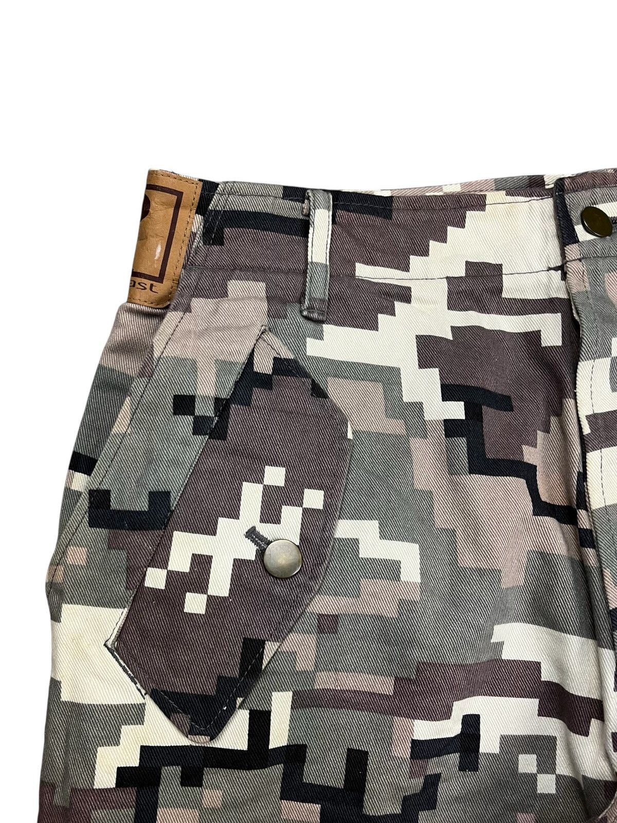 Beauty Beast 1990s B:B Digital Camo Pants Size US 30 / EU 46 - 6 Thumbnail
