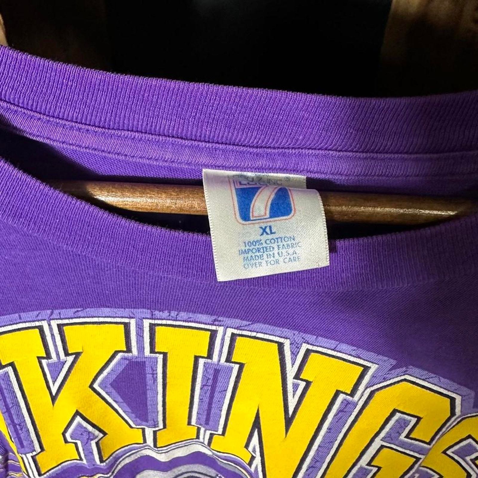 Logo 7 Vintage 90s Logo 7 Minnesota Vikings Tee Mens XL Shirt 1995 Size US XL / EU 56 / 4 - 4 Thumbnail