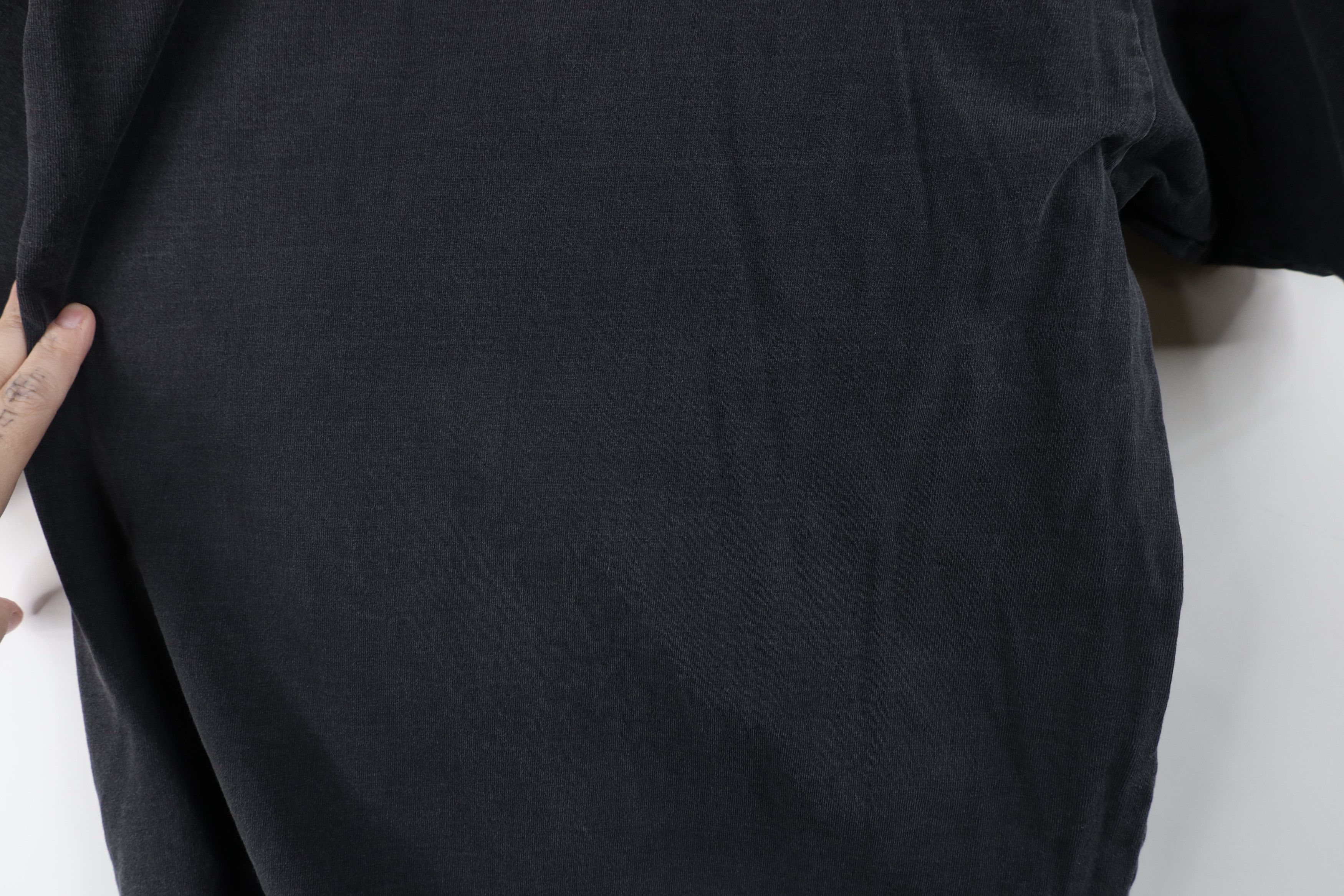 Vintage Vintage 90s Streetwear Baggy Heavyweight T-Shirt Black Size US L / EU 52-54 / 3 - 5 Thumbnail