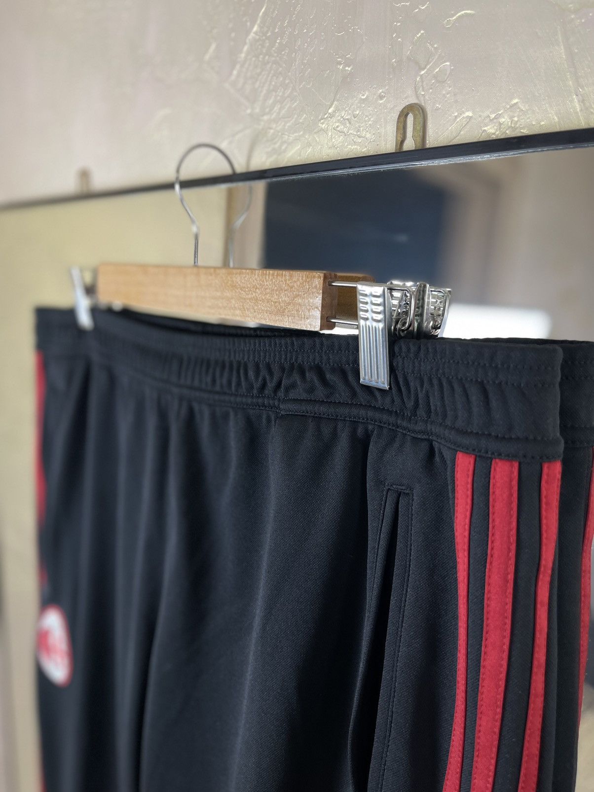 Adidas Adidas AC Milan 2014/15 Training Track Pants Rossoneri Size US 34 / EU 50 - 5 Thumbnail