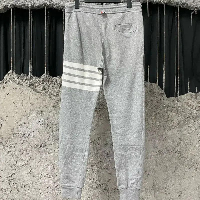 Thom Browne Thom Browne Gray Casual Pants for Men . Size US 30 / EU 46 - 2 Thumbnail