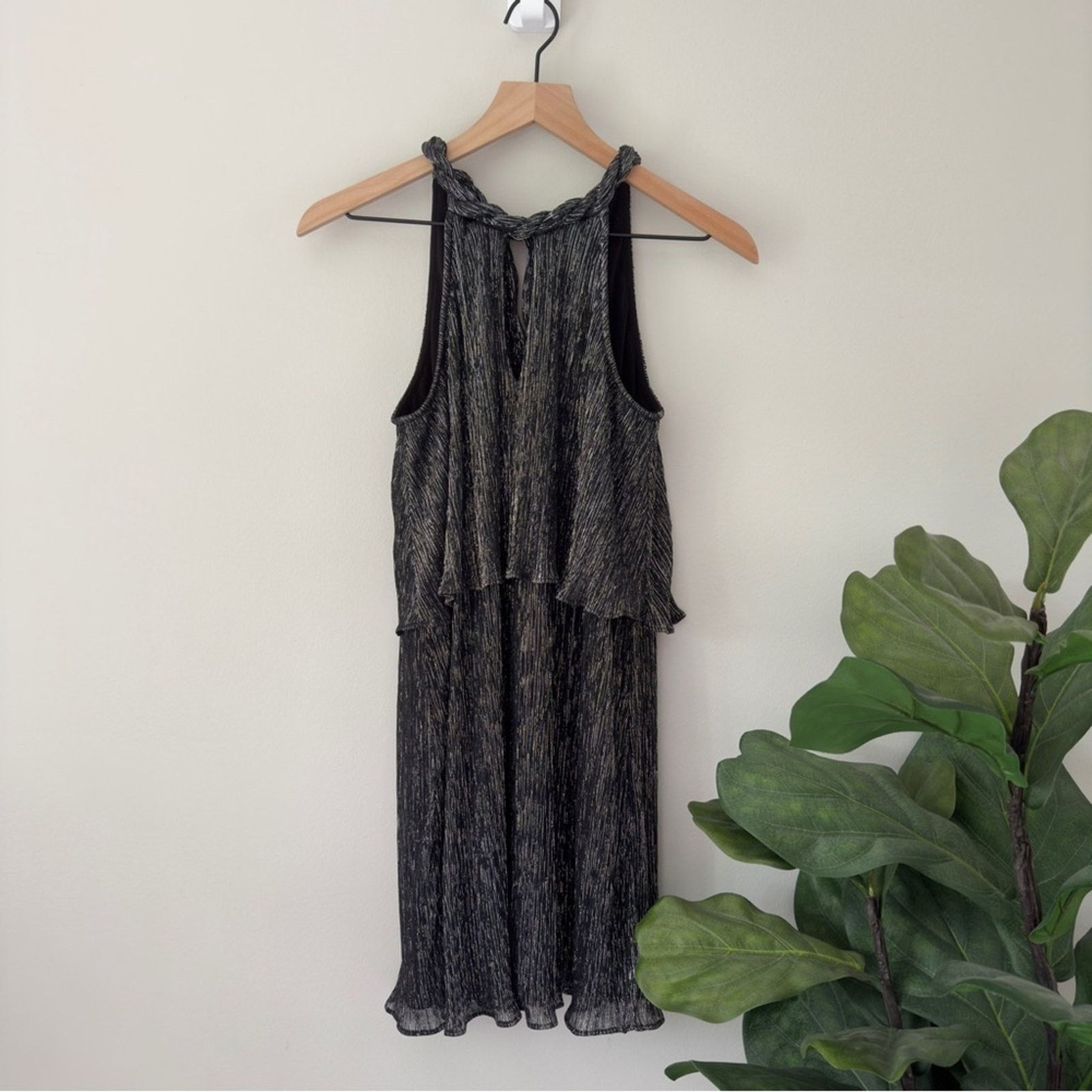Other Ella Moss Twisted Keyhole Neckline Shimmer Tiered Mini Dress Size XS / US 0-2 / IT 36-38 - 11 Thumbnail