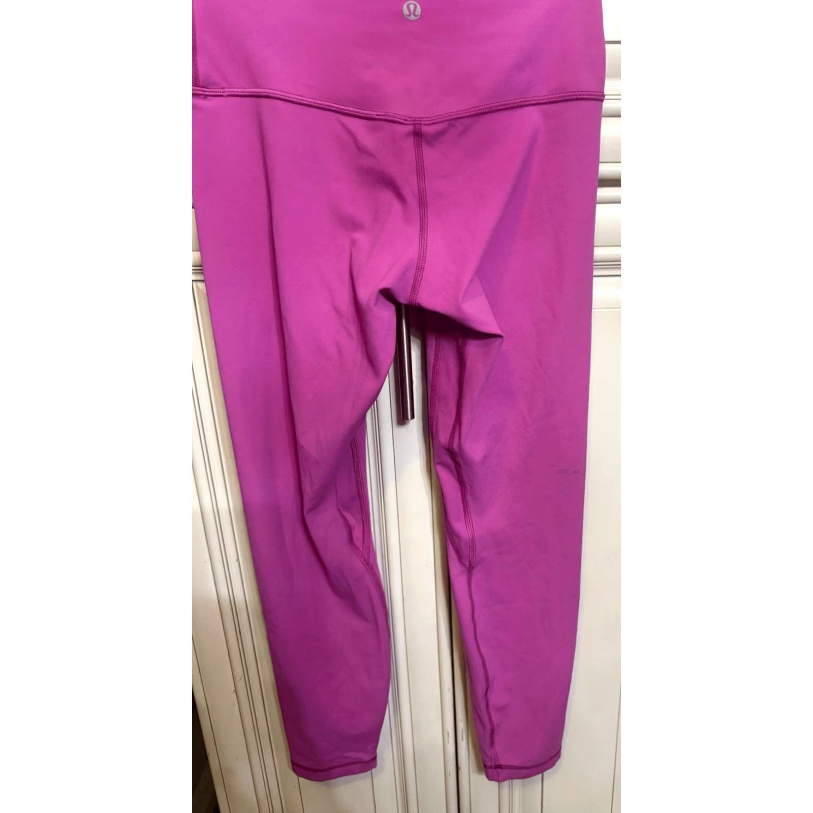Lululemon Lululemon Women's Leggings Pink Size 6 Athletic Pull On High-Rise Size 28" / US 6 / IT 42 - 2 Thumbnail