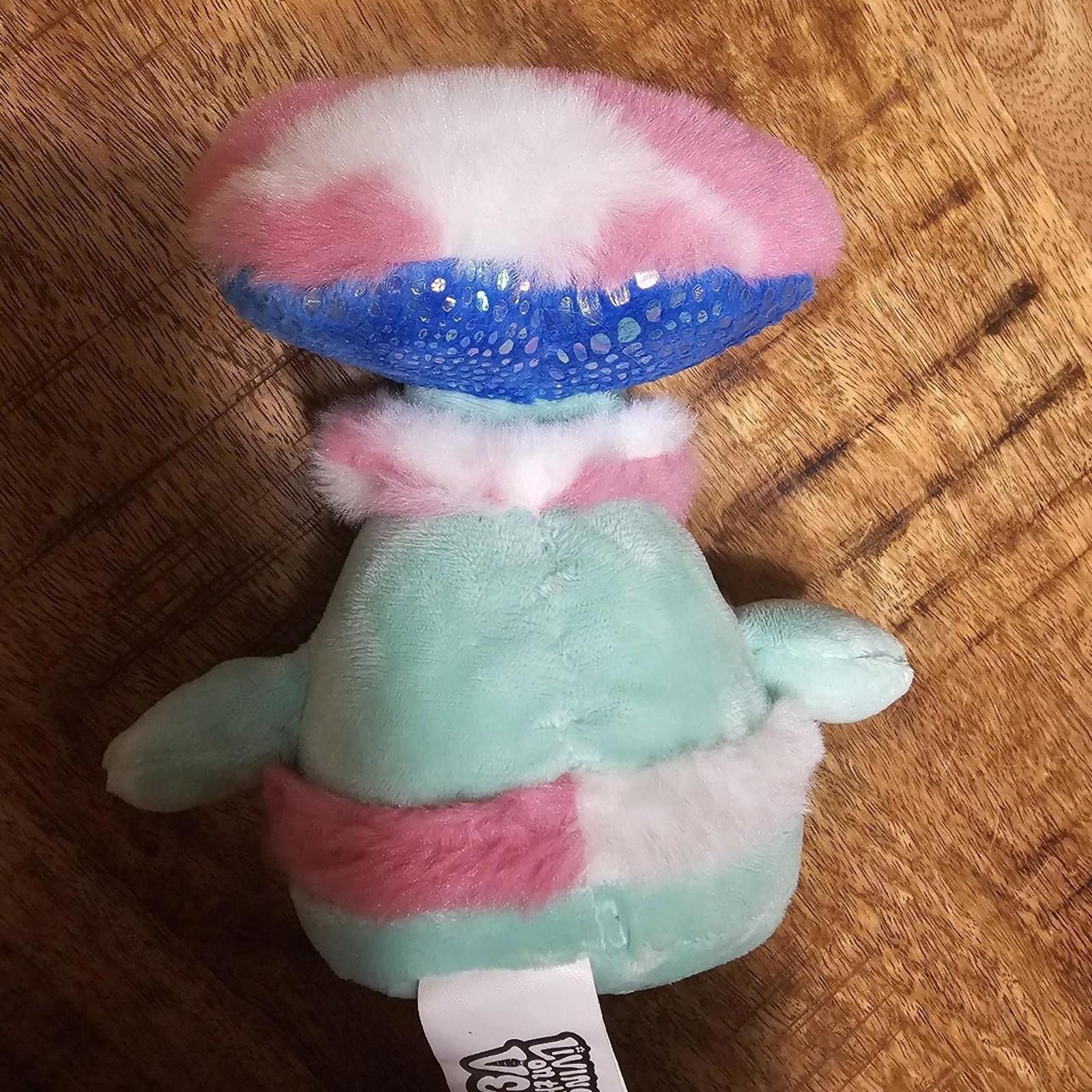 Other Multi Stuffed-animal Living on the Veg Mushroom Toy Size ONE SIZE - 4 Thumbnail