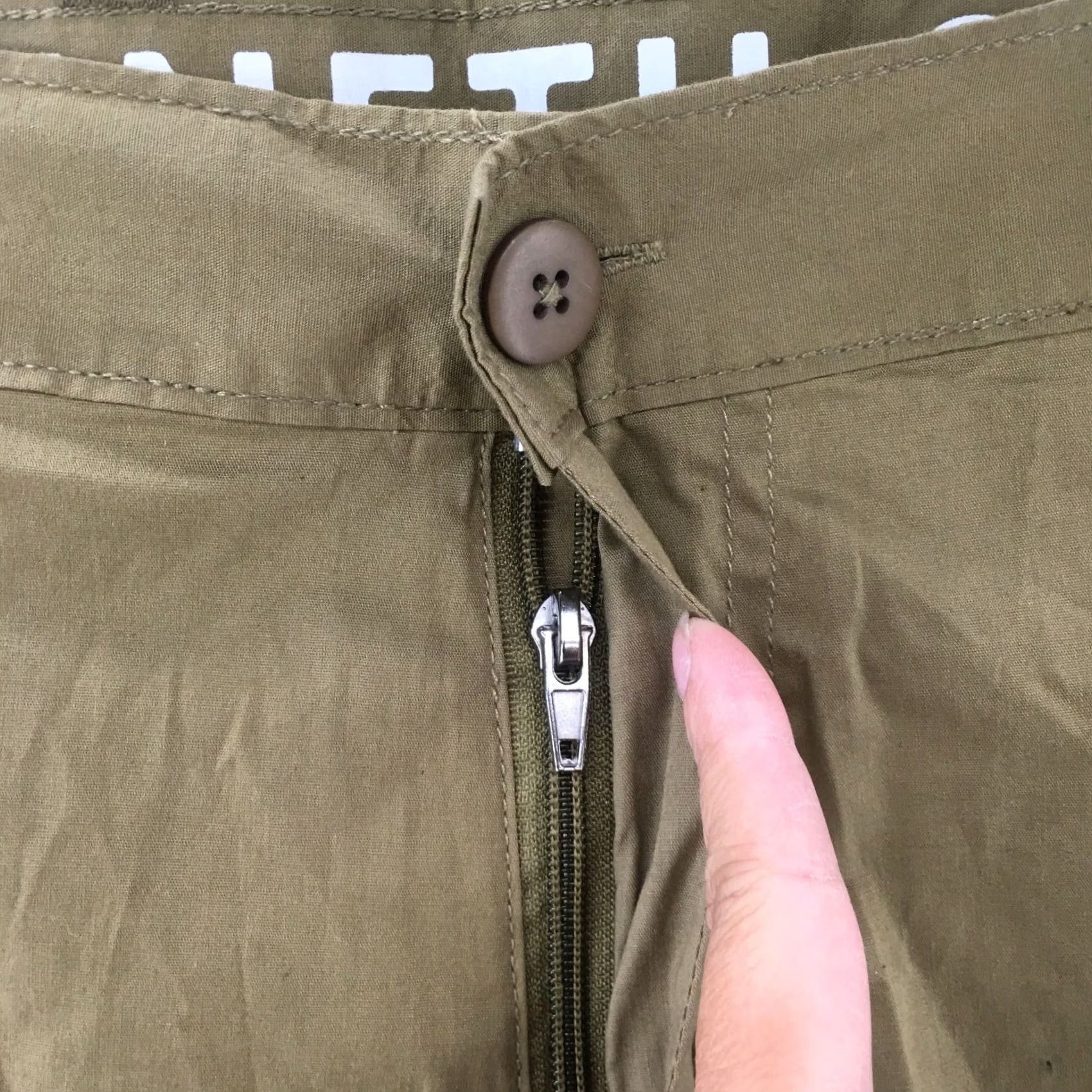 Kenneth Cole Kenneth Cole Stretch Tech Cargo Shorts Mens 46 Brown Cotton Blend High Rise NEW Size US 30 / EU 46 - 3 Thumbnail