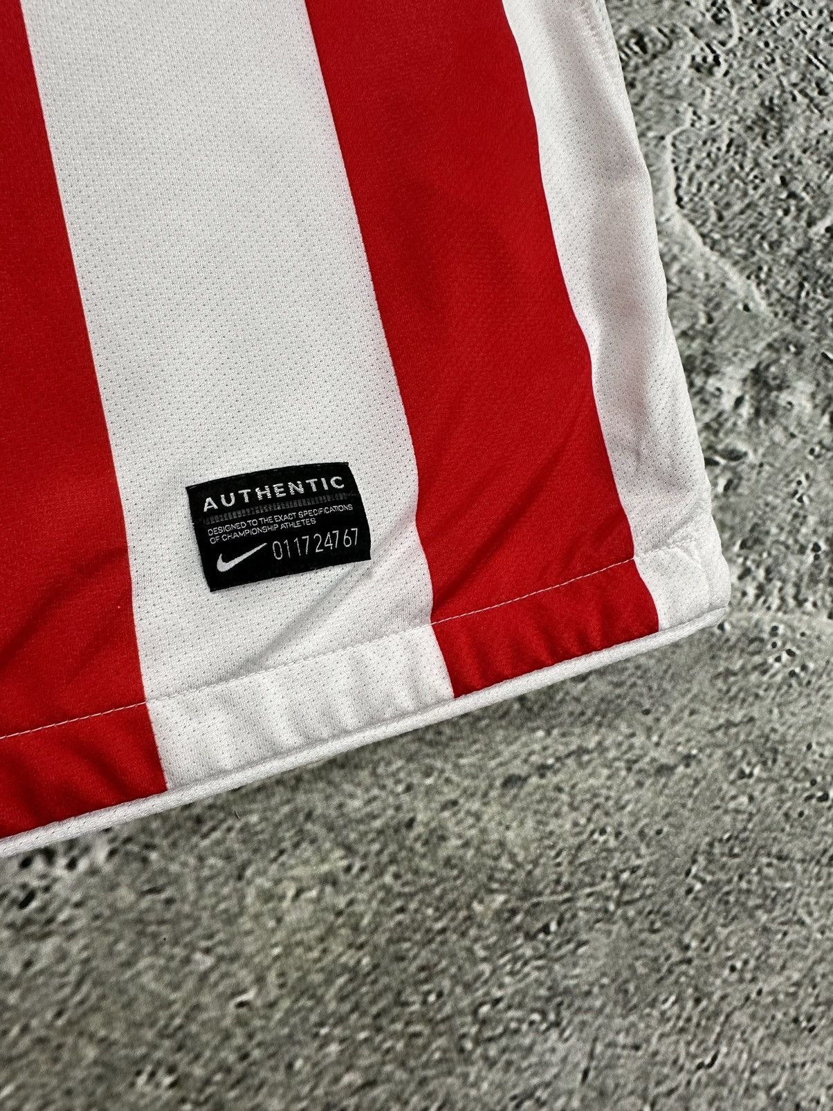 Nike × Vintage Atletico Madrid vintage Nike Jersey Kia 2010 2011 red Size US XXL / EU 58 / 5 - 4 Thumbnail