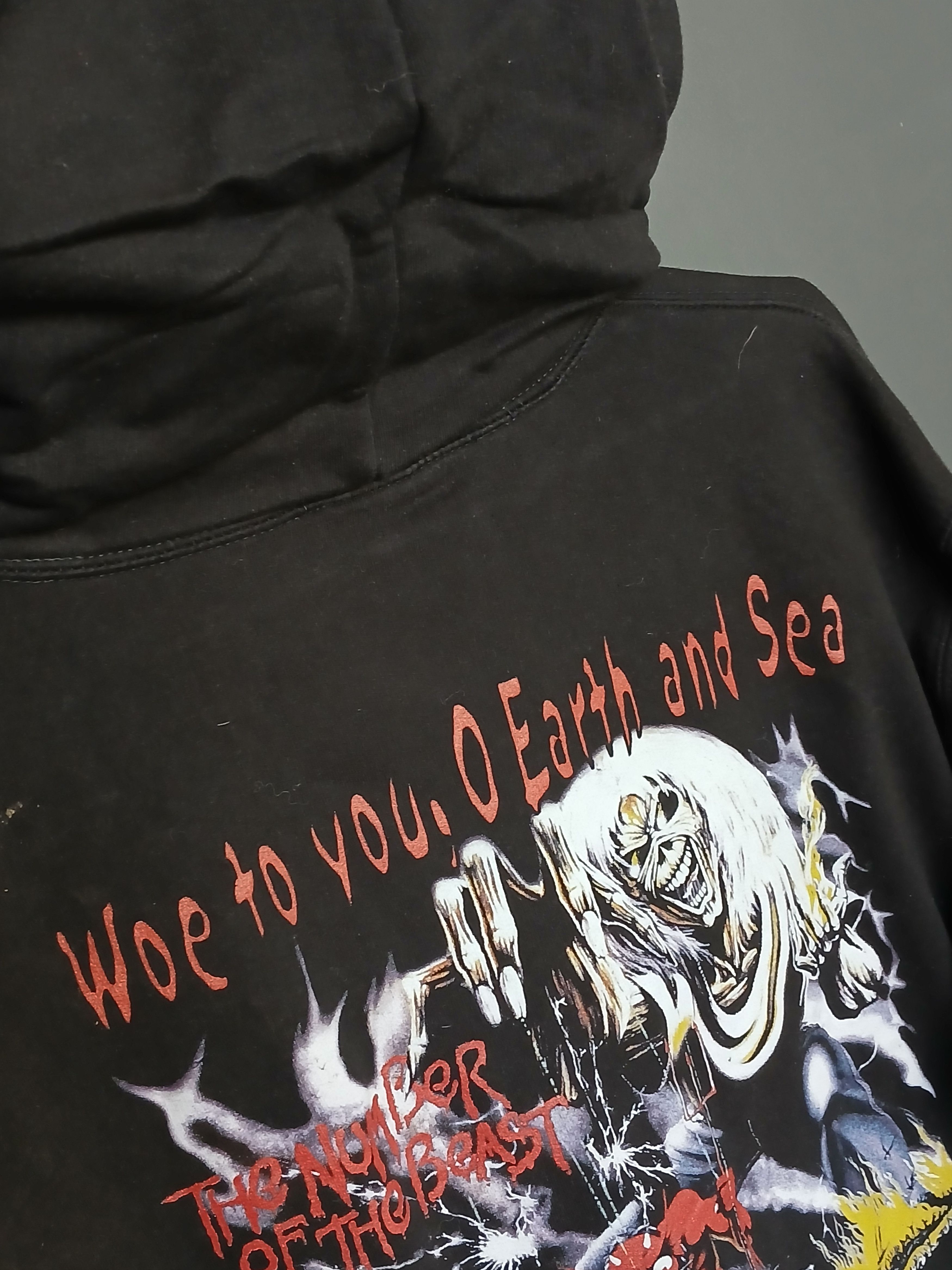 Iron Maiden Vintage 2003 Iron Maiden The Number Of The Beast Hoodie Size US L / EU 52-54 / 3 - 12 Thumbnail