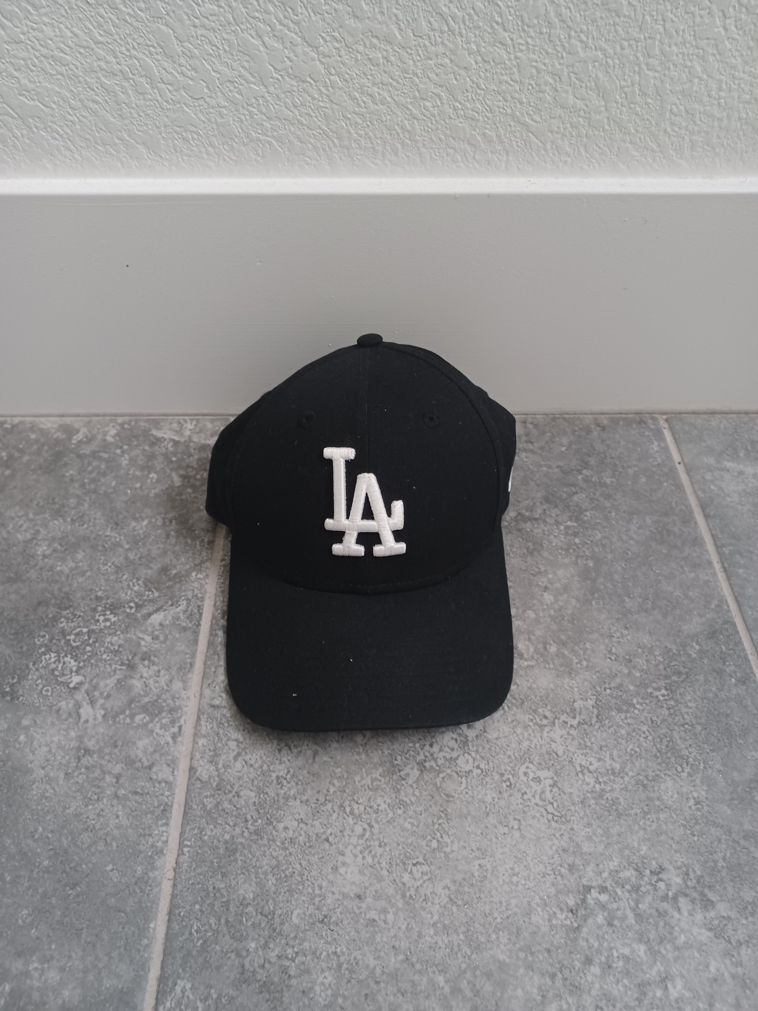 New Era LA Dodgers dad hat Size ONE SIZE - 1 Thumbnail