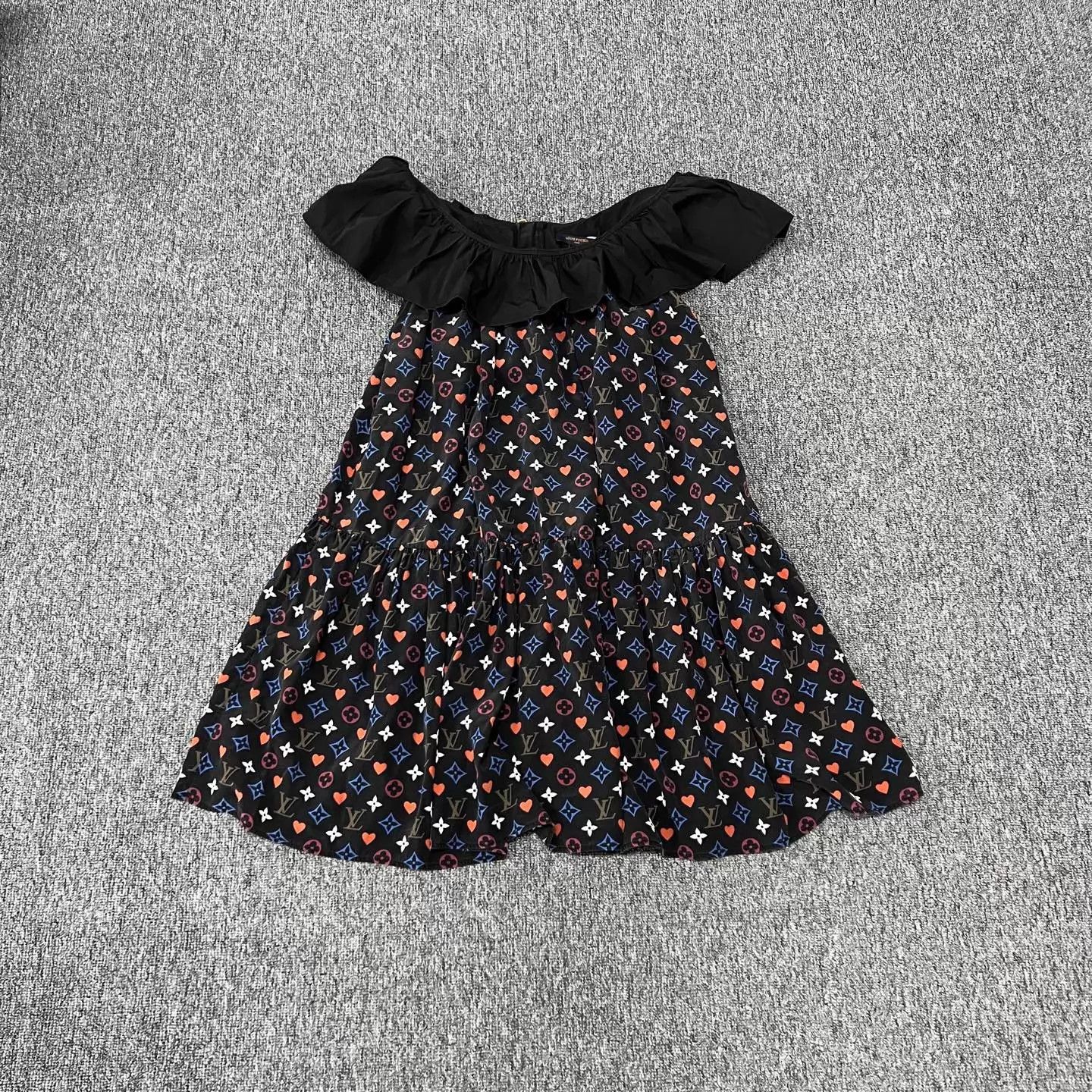 Louis Vuitton LV Ruffle Silk Monogram All-Over Print Dress 36 Size XS / US 0-2 / IT 36-38 - 1 Thumbnail