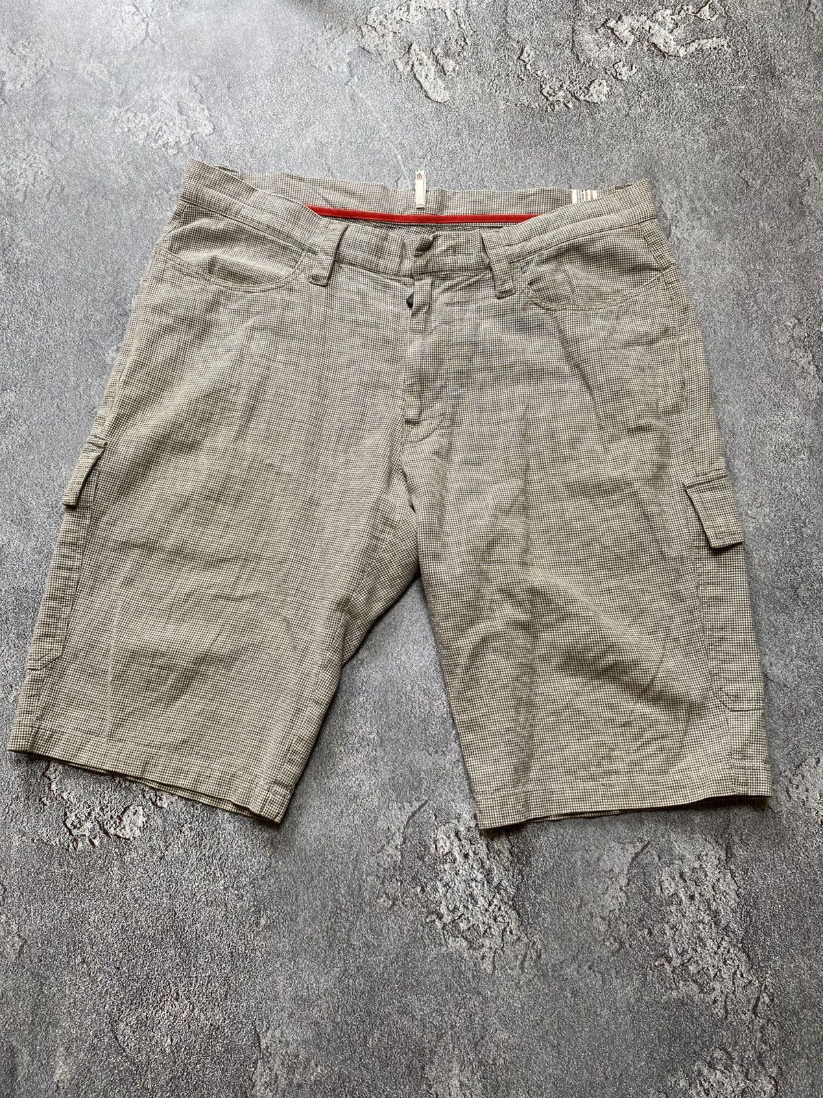 Moncler Grenoble Moncler cargo shorts vintage size 52 Size US 34 / EU 50 - 6 Thumbnail