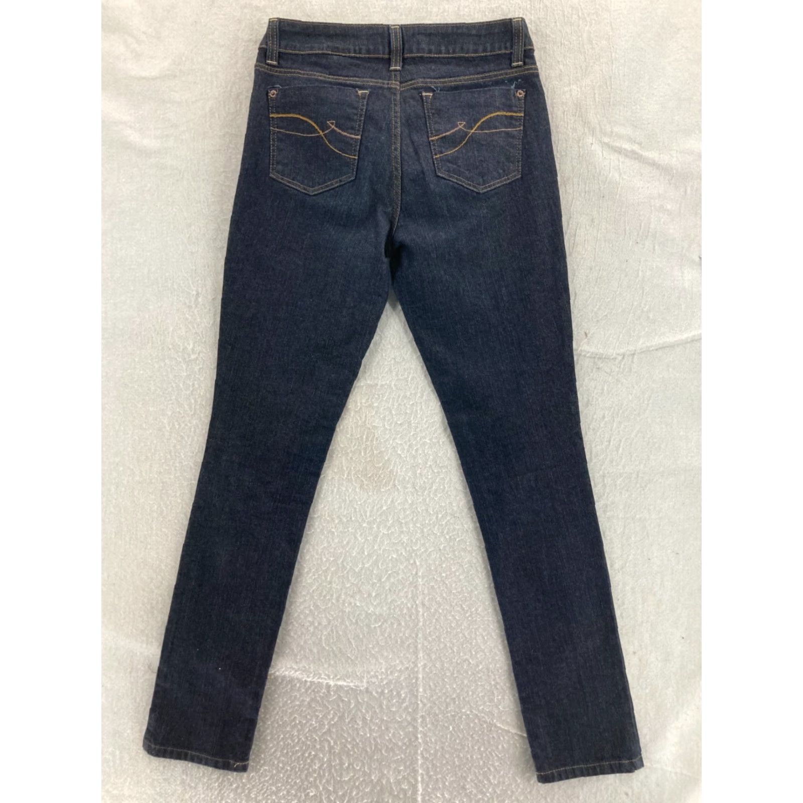 DKNY DKNY Jeans Womens 6R Soho Dark Wash Faux Pockets Denim Regular Straight 29x33 Blue/Dark 90s Bohemian Mens Girls Size 28" / US 6 / IT 42 - 7 Thumbnail