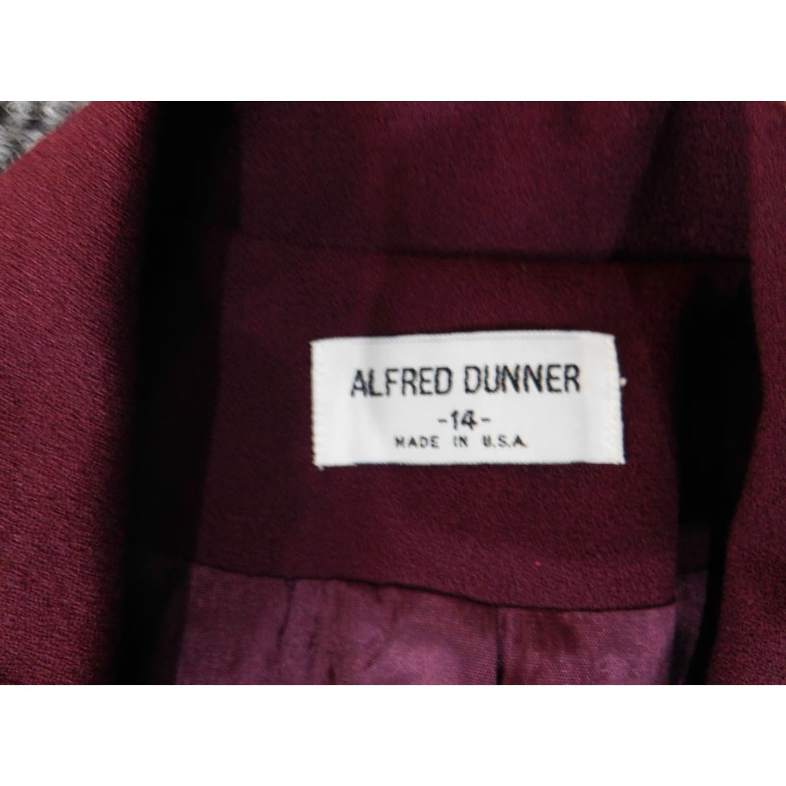 Vintage Alfred Dunner Blazer Womens Jacket 14 Purple Wool Solid Long Sleeve Two-Button Classic Jeweled Embroidered Trench Coat Fall Spring Casual Vintage No Size XL / US 12-14 / IT 48-50 - 6 Thumbnail