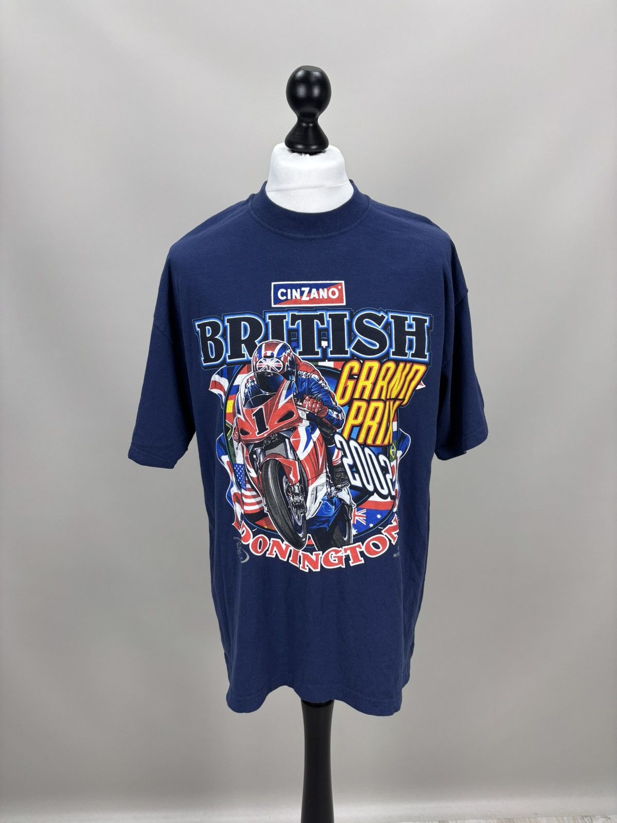 Vintage Mens vintage t shirt British Grand Prix 2002 Donington Size US XL / EU 56 / 4 - 1 Thumbnail