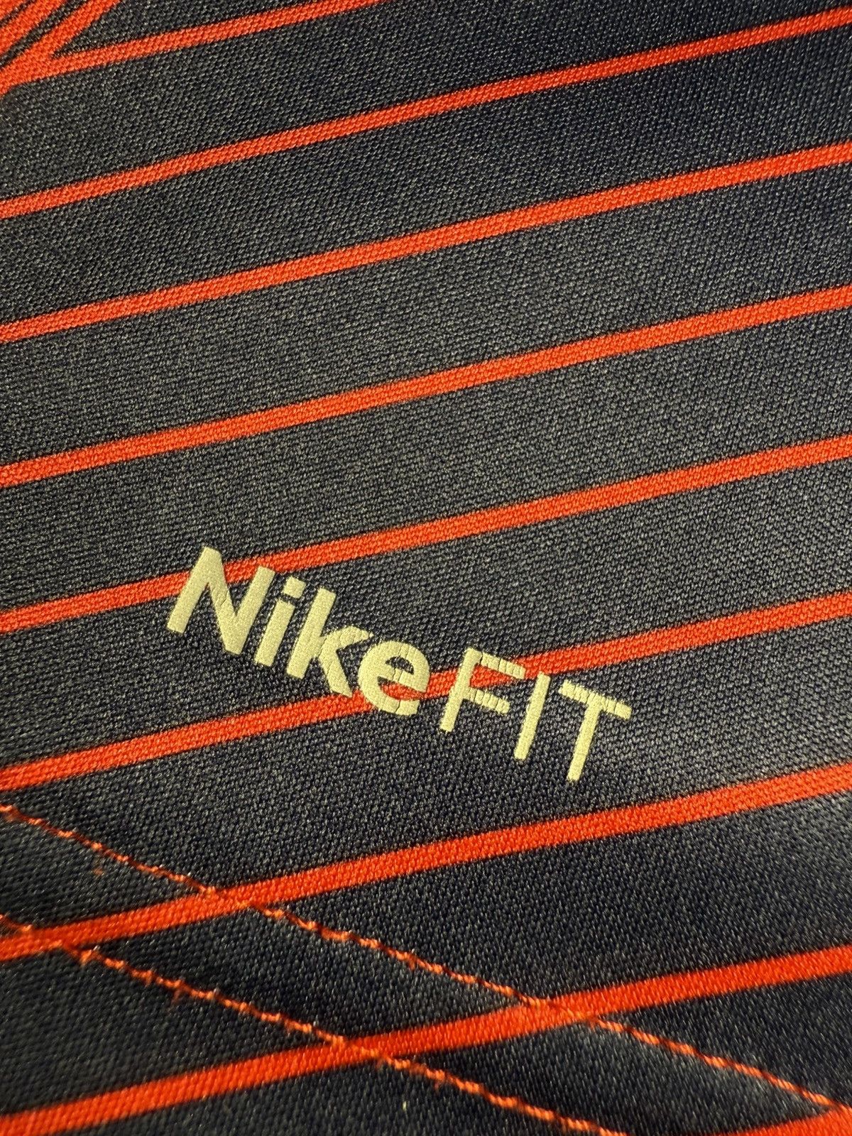Nike Nike FC Barcelona Y2K Retro 2006-07 Training T-Shirt Jersey Size US L / EU 52-54 / 3 - 8 Thumbnail