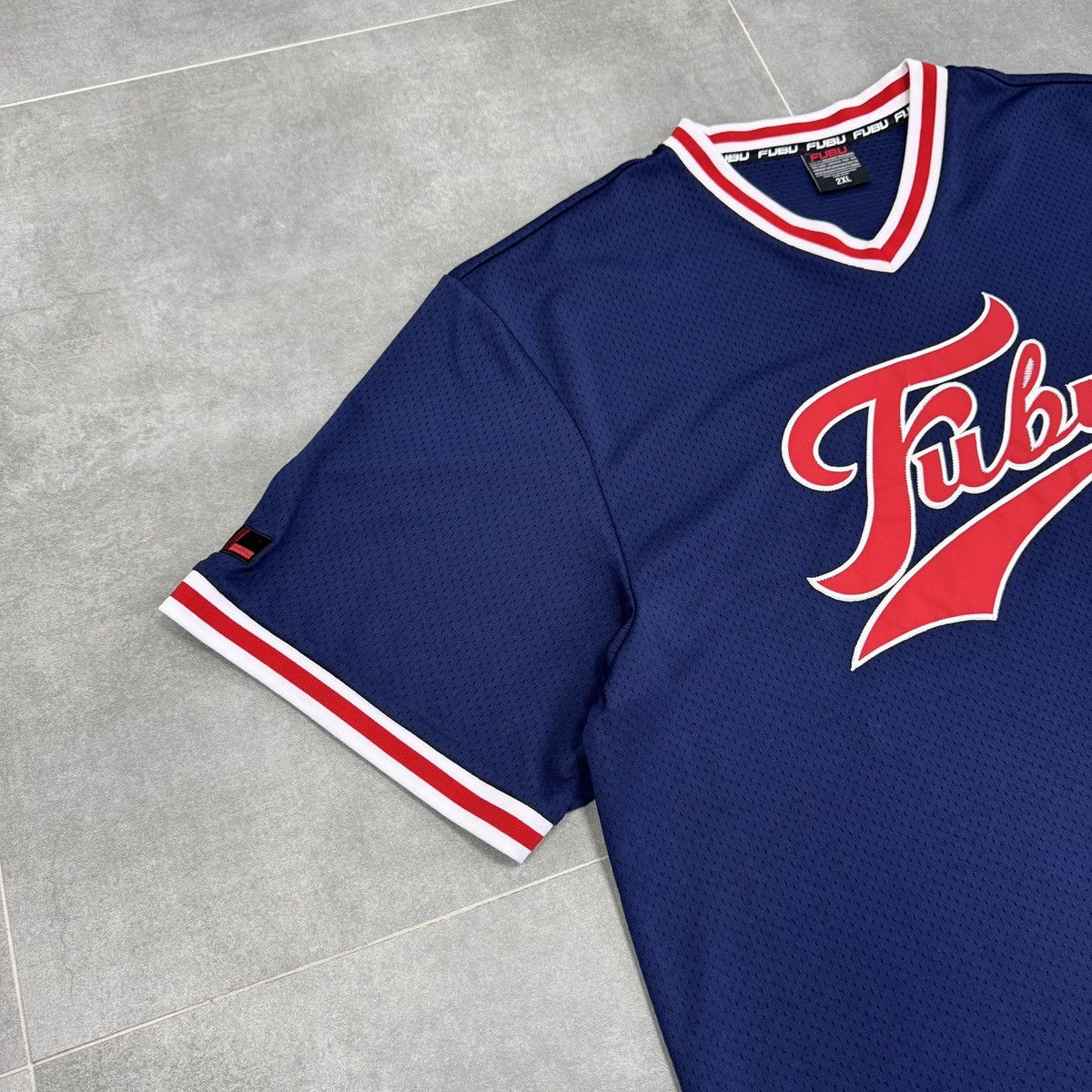 Fubu Fubu Big Logo Jersey T-Shirt Men Size 2XL Size US XXL / EU 58 / 5 - 2 Thumbnail