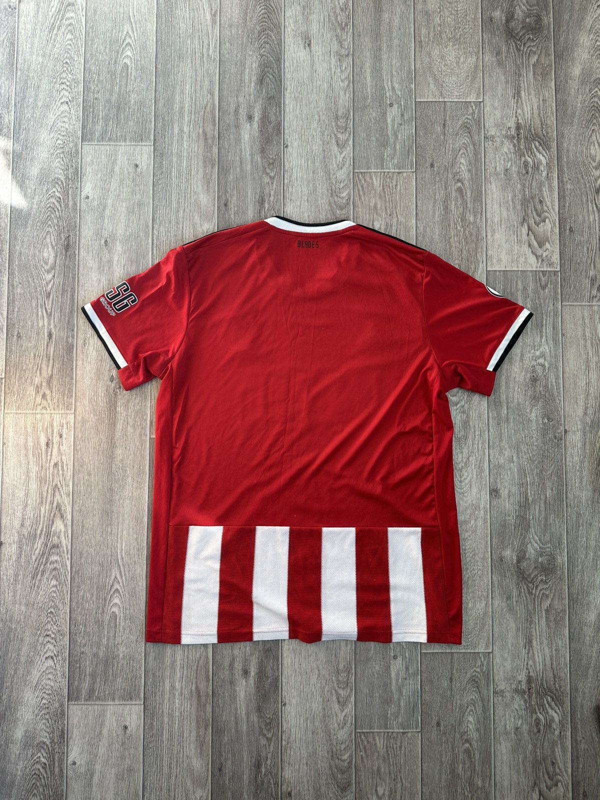 Adidas Vintage Adidas Sheffield United Home Tee T-Shirt white red Size US L / EU 52-54 / 3 - 11 Thumbnail