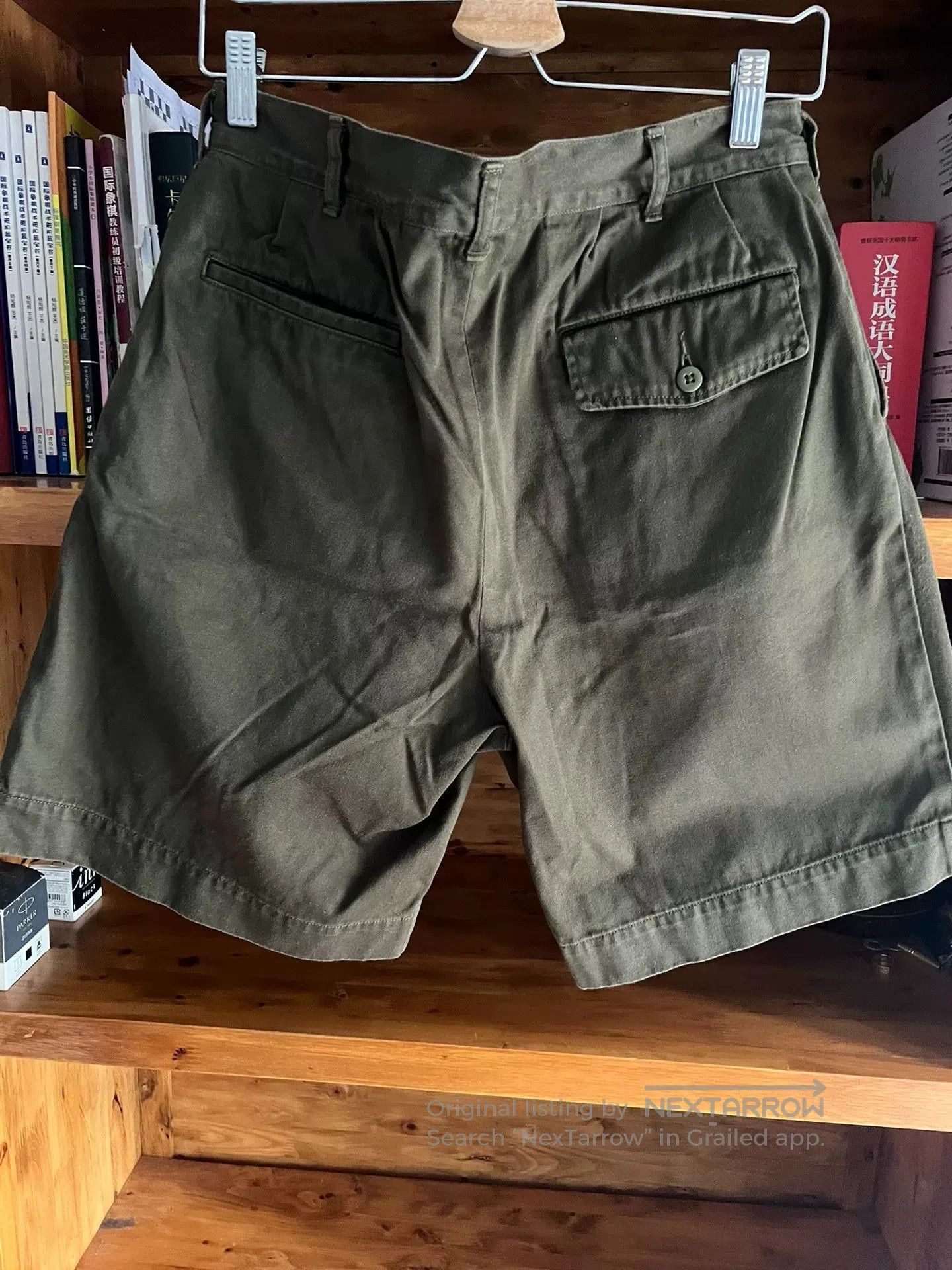 BARNS OUTFITTERS olive green casual shorts for summer wear. Size US 34 / EU 50 - 6 Thumbnail