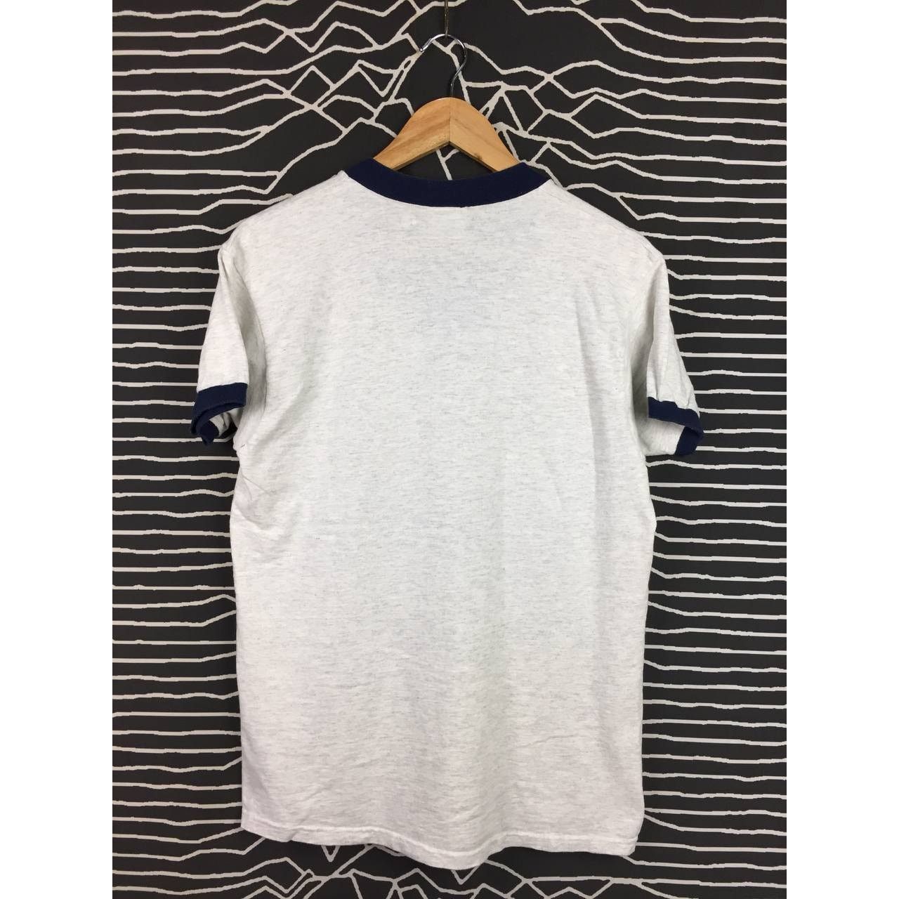 Vintage Vtg Discus Athletic Made In Usa Plain Casual V-Neck Tee Size US M / EU 48-50 / 2 - 6 Thumbnail