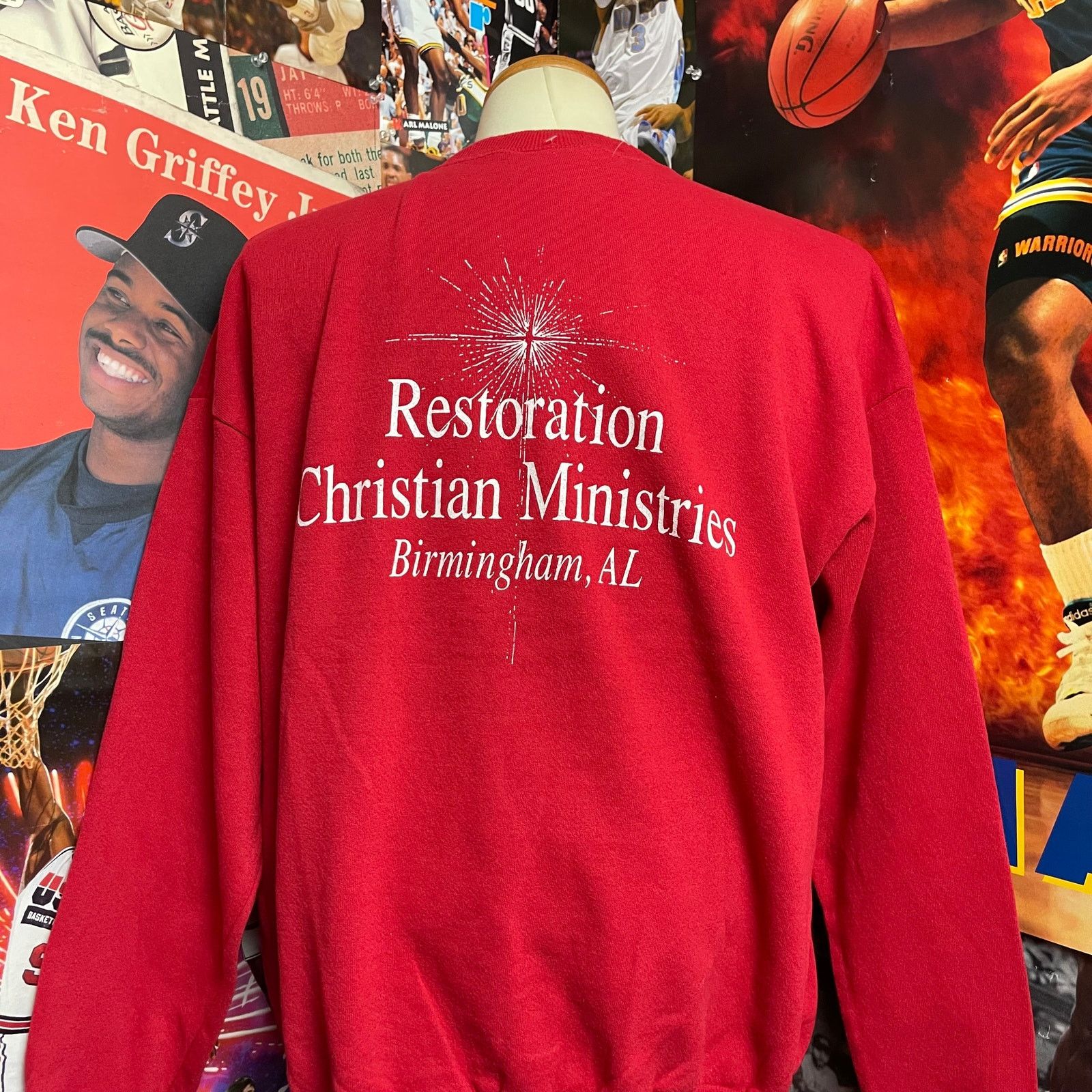 Vintage Vintage The Mighty God Wonder Counsellor 1997 Jesus Crewneck Size US XL / EU 56 / 4 - 5 Thumbnail