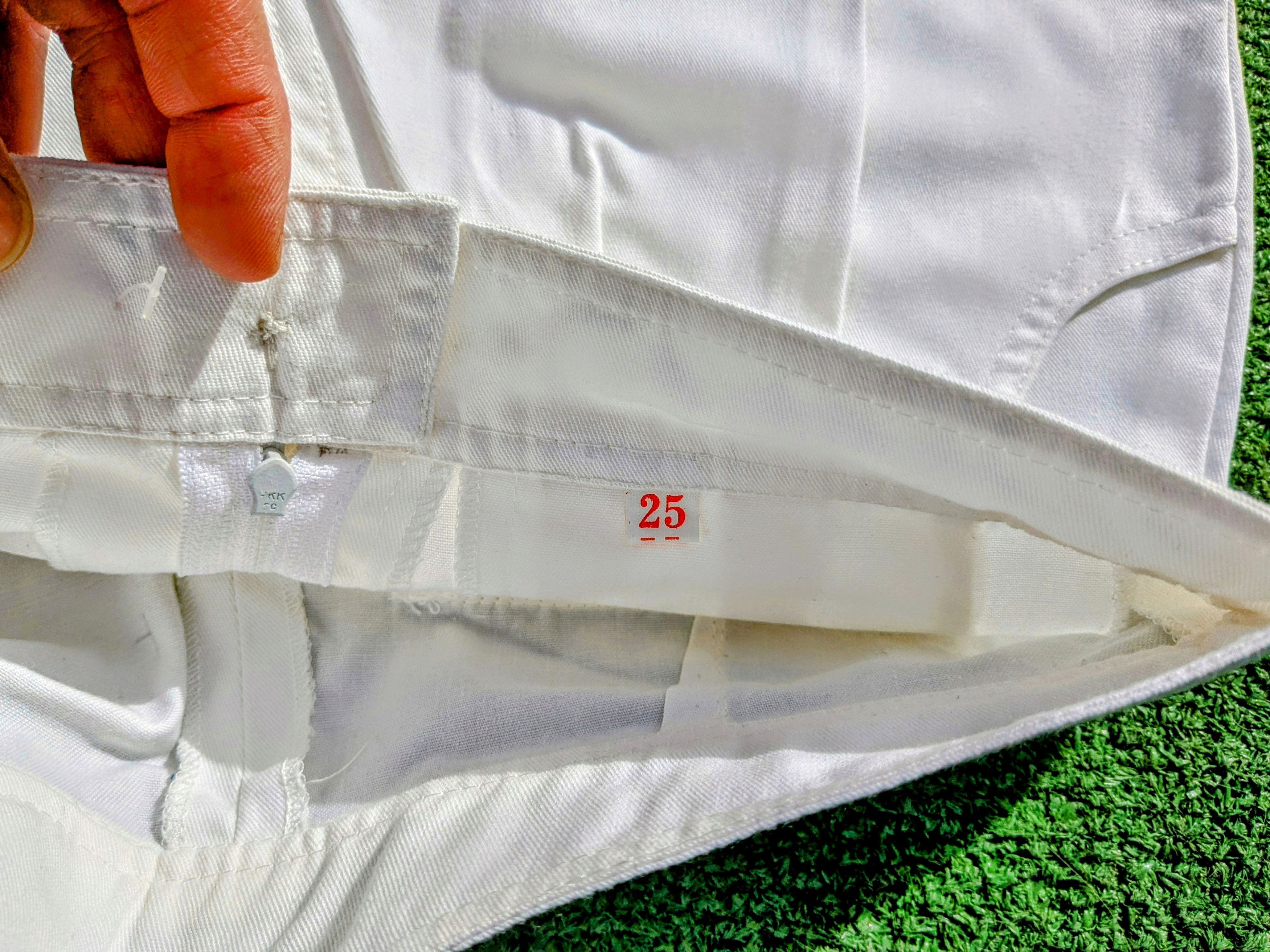 Vintage VTG 1980s Classic High-Rise Straight Pleated Petite Pants Size 25" / US 0 / IT 36 - 4 Thumbnail